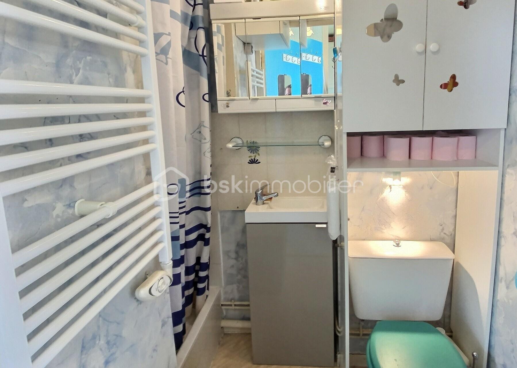 Appartement de 22,50 m² - exposio_132988113.jpg