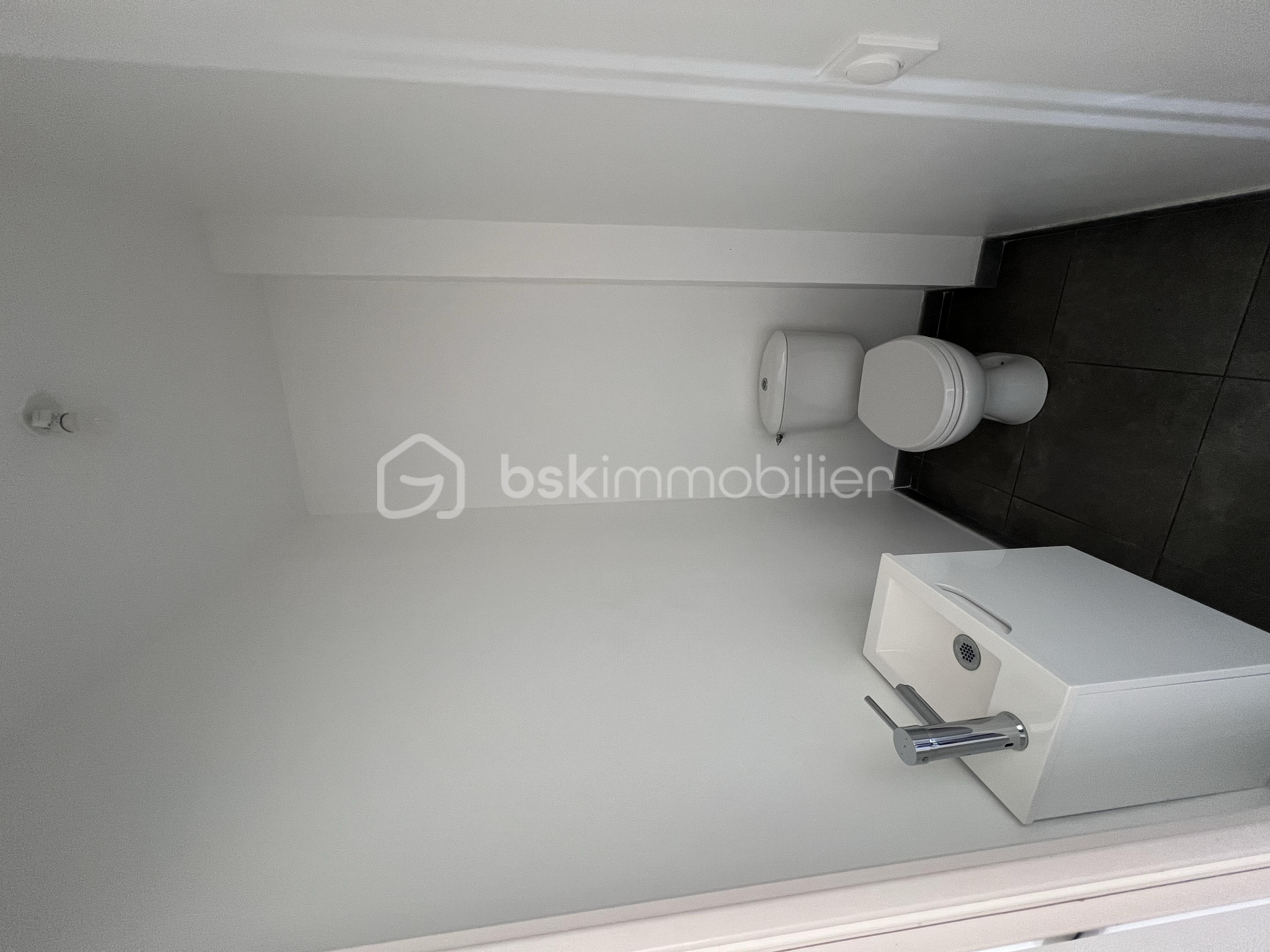 Maison traditionnelle de 90 m² - tempImageiwBWPU.png