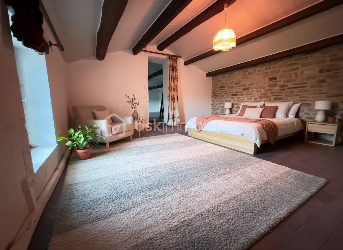 Maison charentaise de 122 m² - Chambre haut 2 modifiée.png