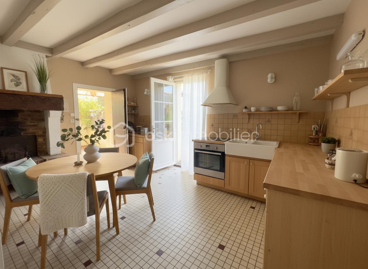 Maison charentaise de 122 m² - Cuisine modifiée.png