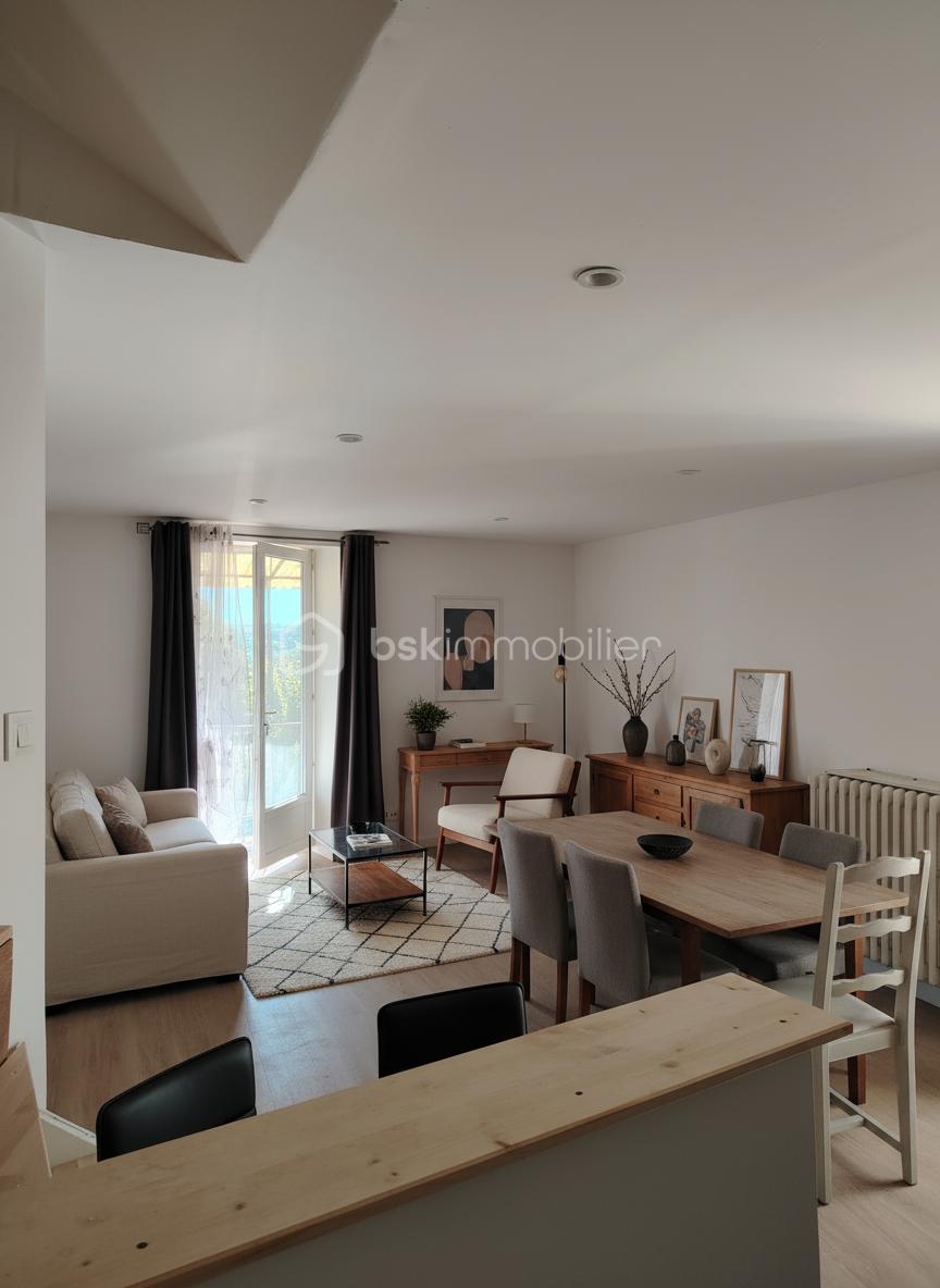 Maison de 77 m² - generated_2025-10-12T10_02_03.682.jpg