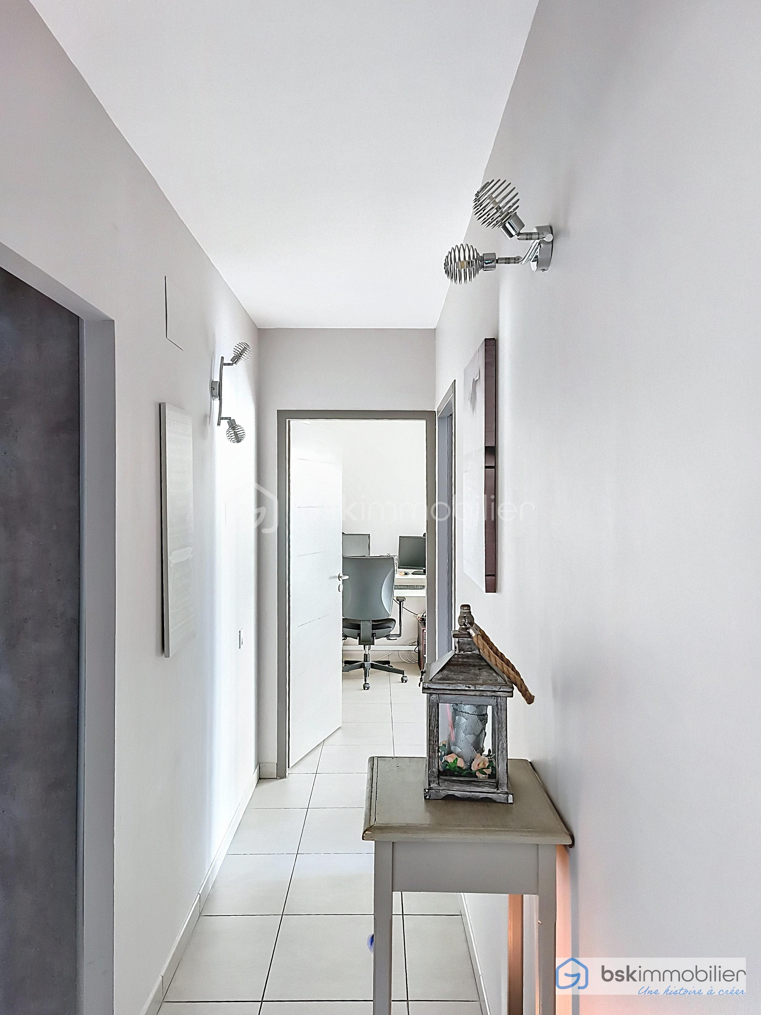 Maison traditionnelle de 145 m² - 1000018044.jpg