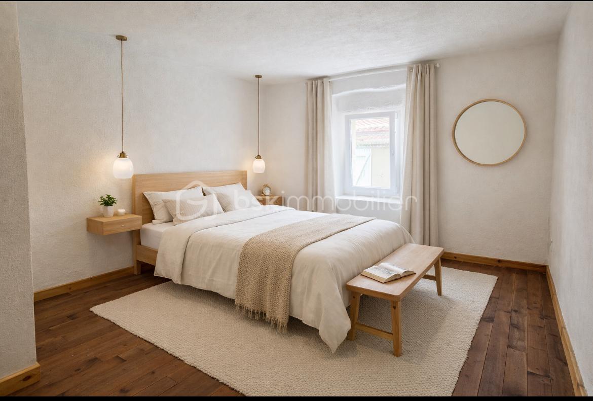 Maison en pierre de 100 m² - ch 1jpg.jpg