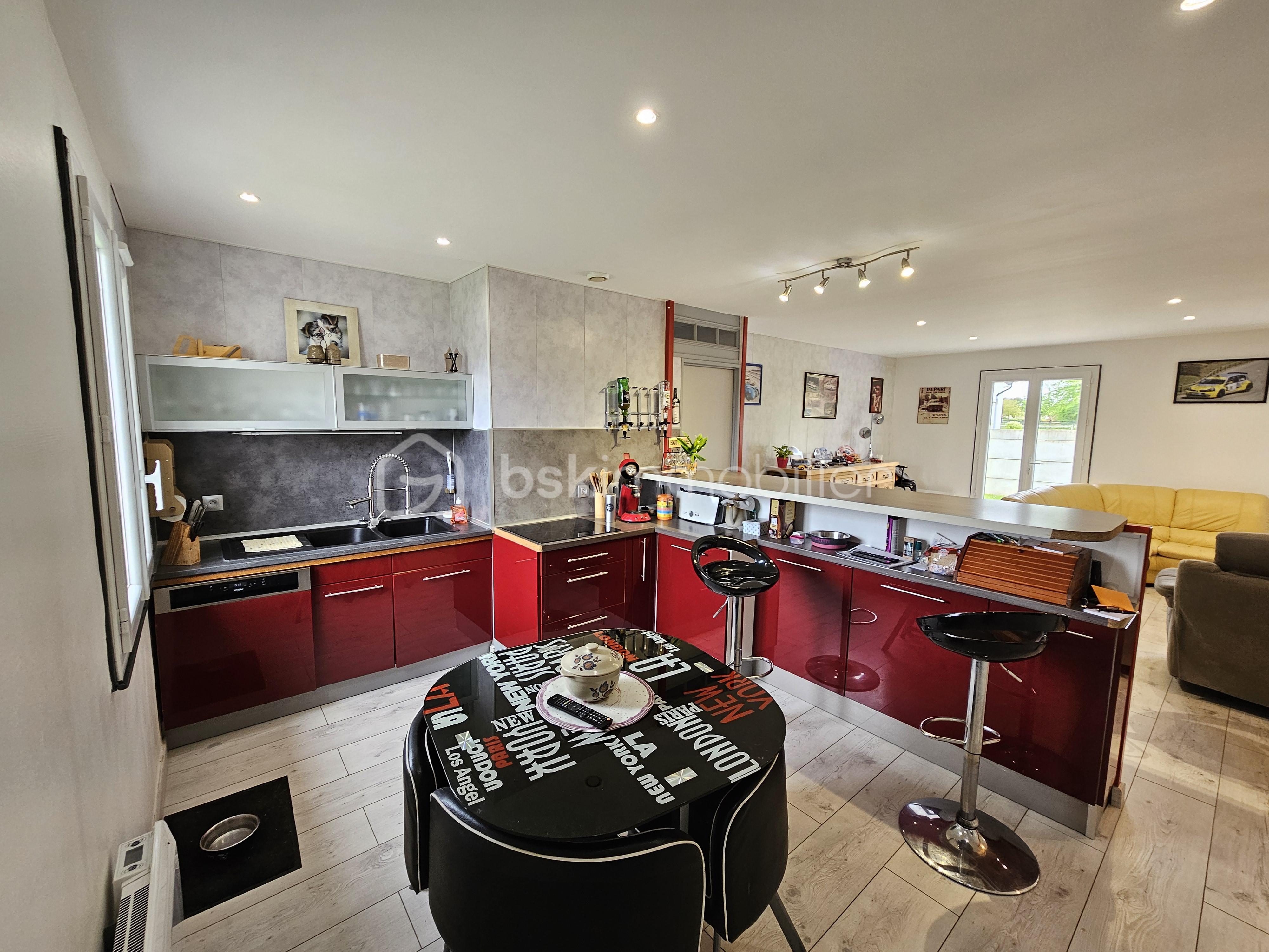 Maison traditionnelle de 105 m² - YNNsywg6E2Y39xkeTcL8xTd9foKqXpDhWl0ZqNy3.jpg