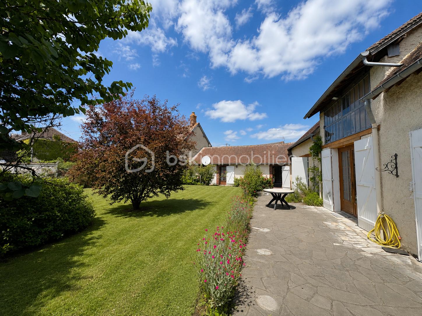 Maison 8 pièces 172 m² · à Mesnil-sur-l'Estrée · 172 m² · 249 900 €