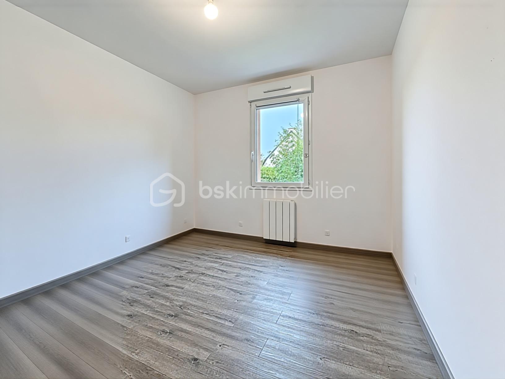 Maison de 101 m² - CHAMBRE1.jpg