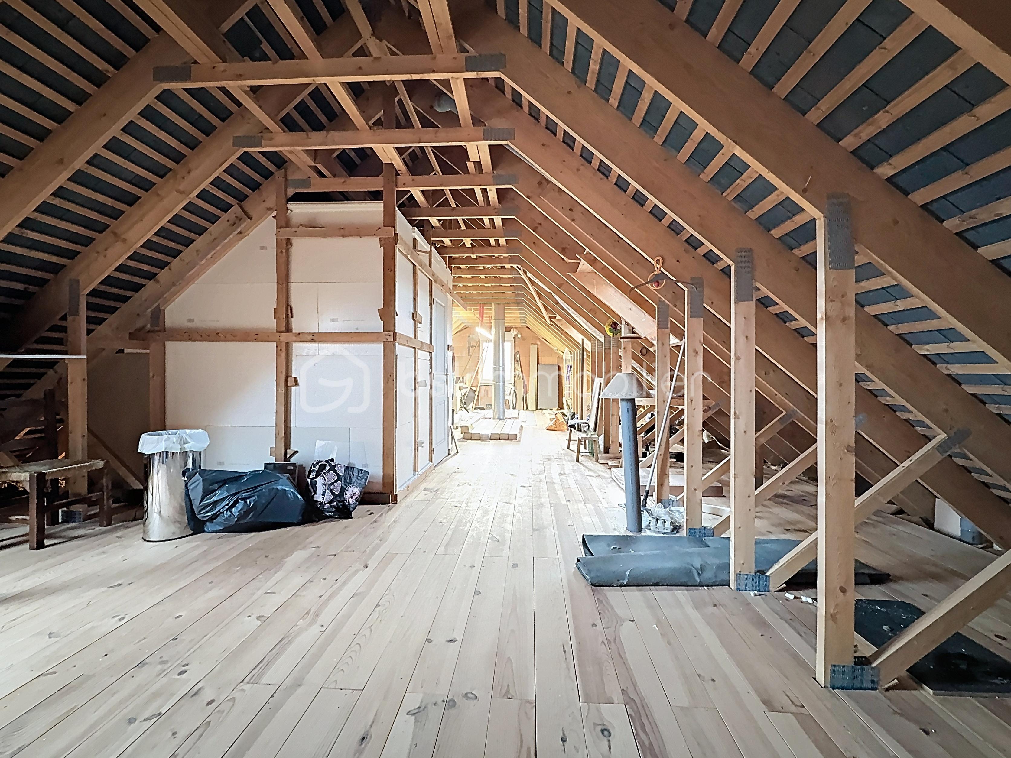 Maison de 101 m² - GRENIER.jpg