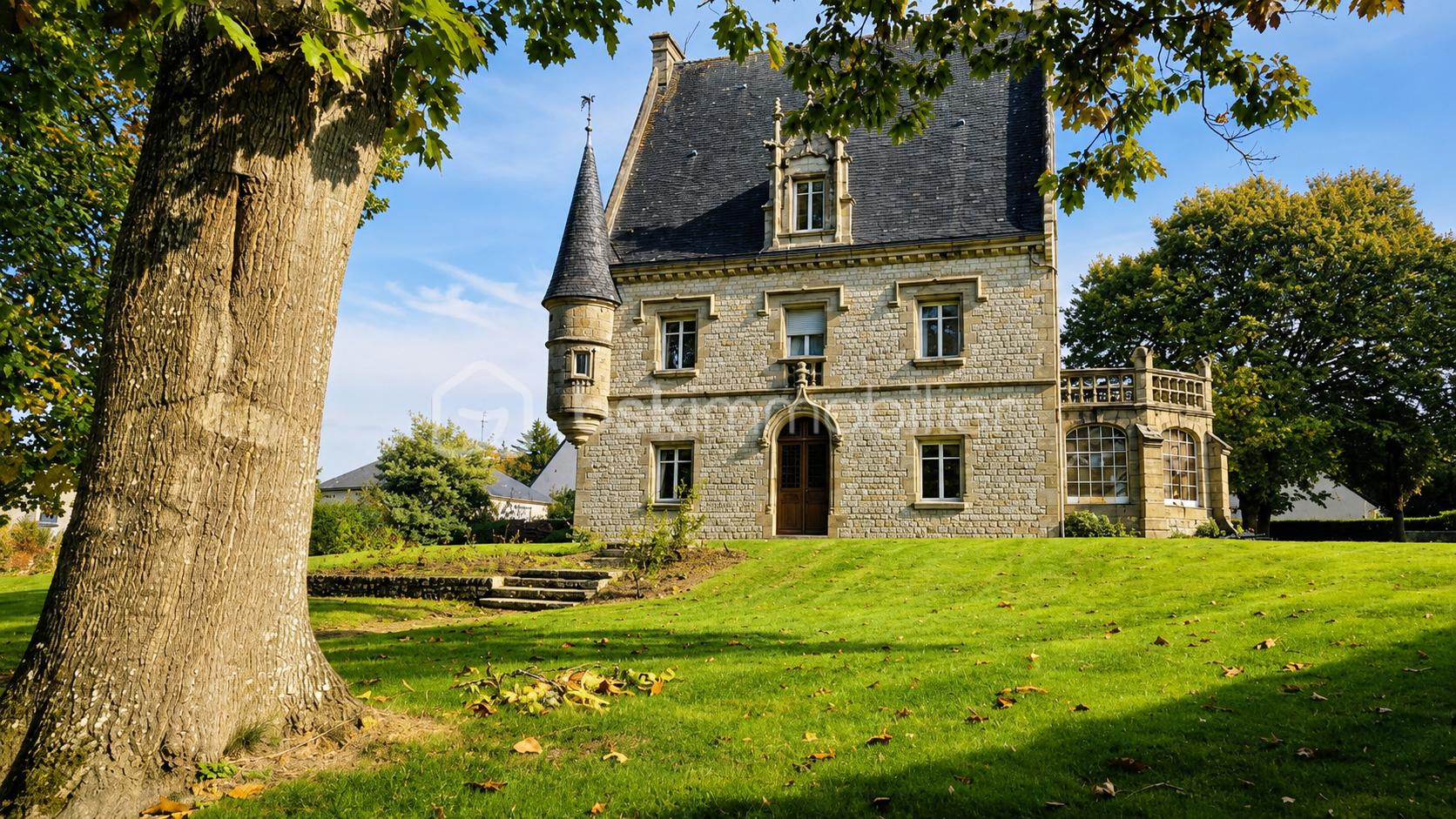 Maison 12 pièces 353 m² · à Beaucé · 353 m² · 640 000 €