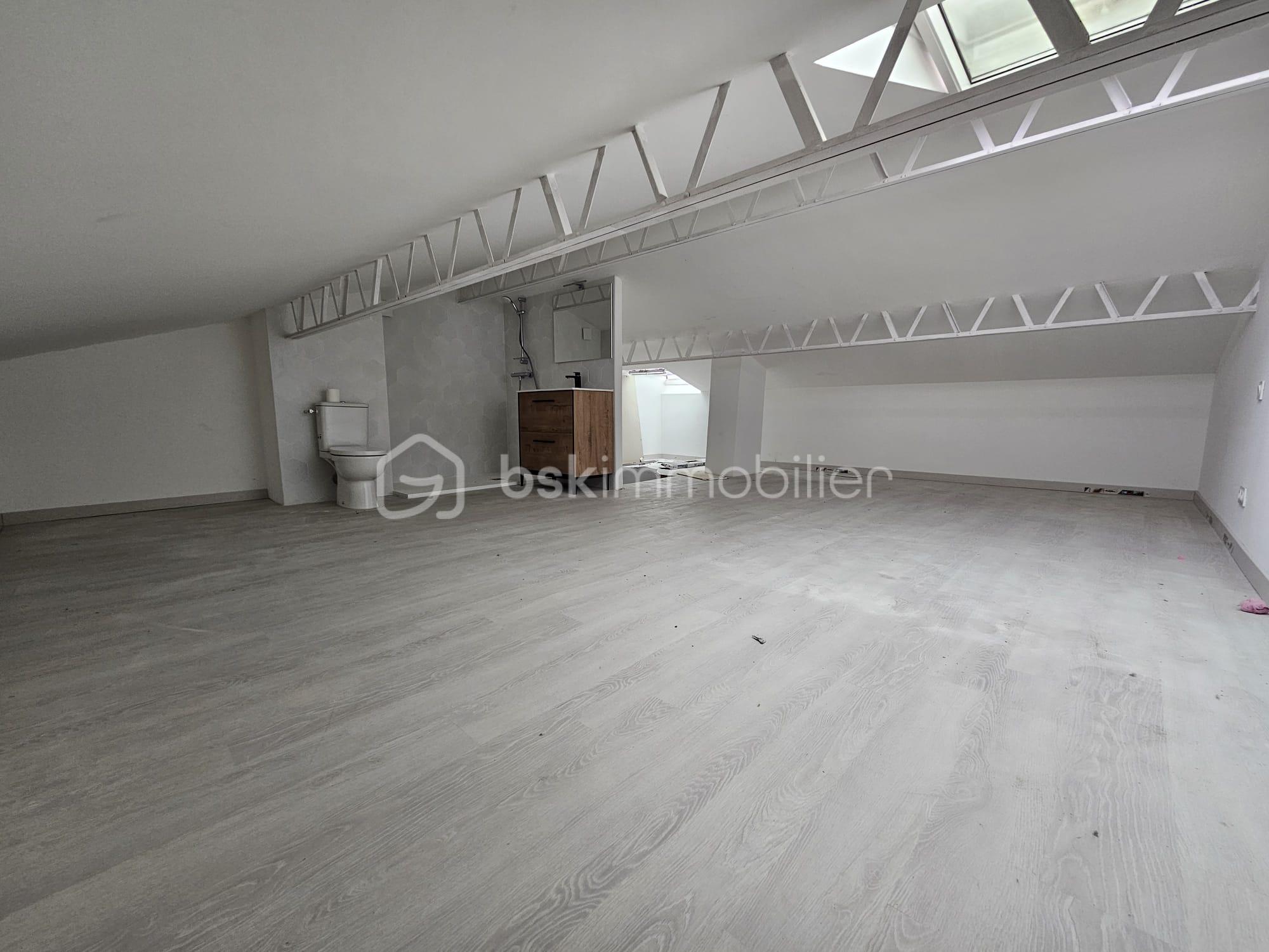 Maison traditionnelle de 150 m² - 33.jpg