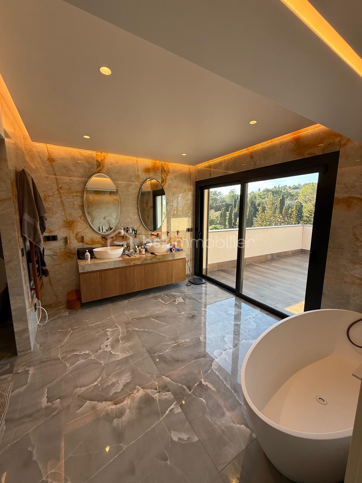 PHOTO-2025-12-03-14-55-23 2.jpg