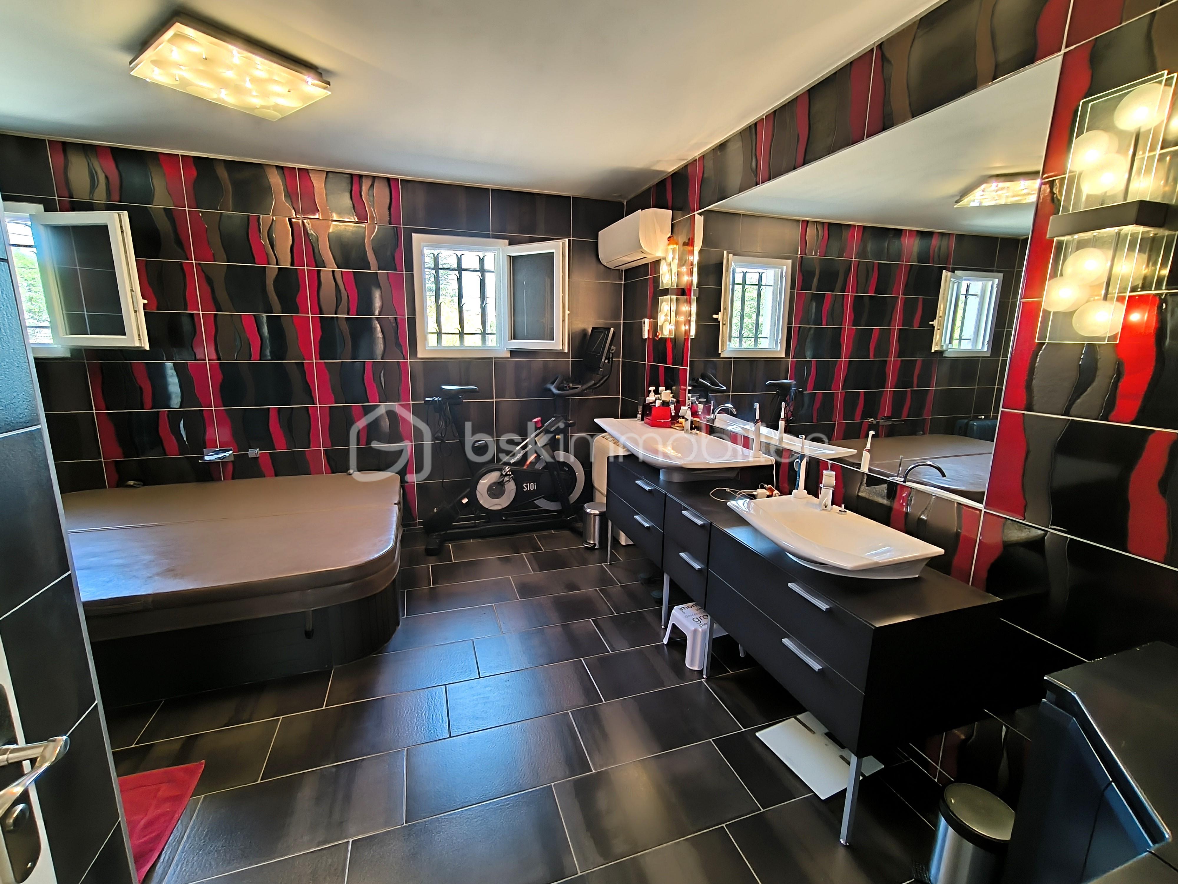 Maison traditionnelle de 188 m² - IMG_20250502_111204.jpg