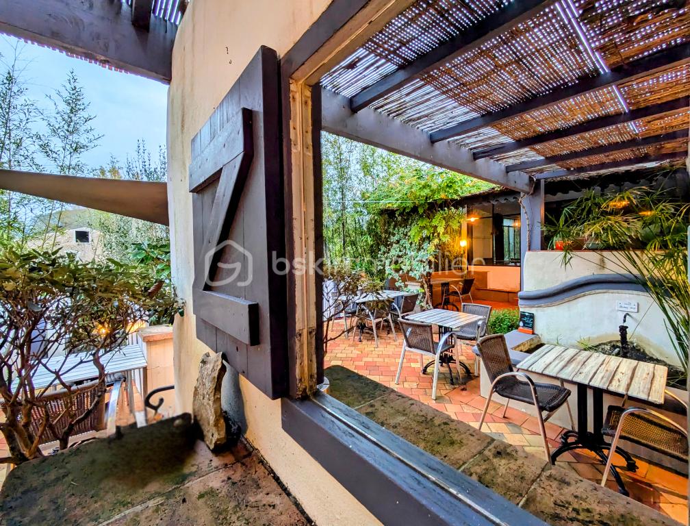 Fonds de commerce - photo sans cendrier.png