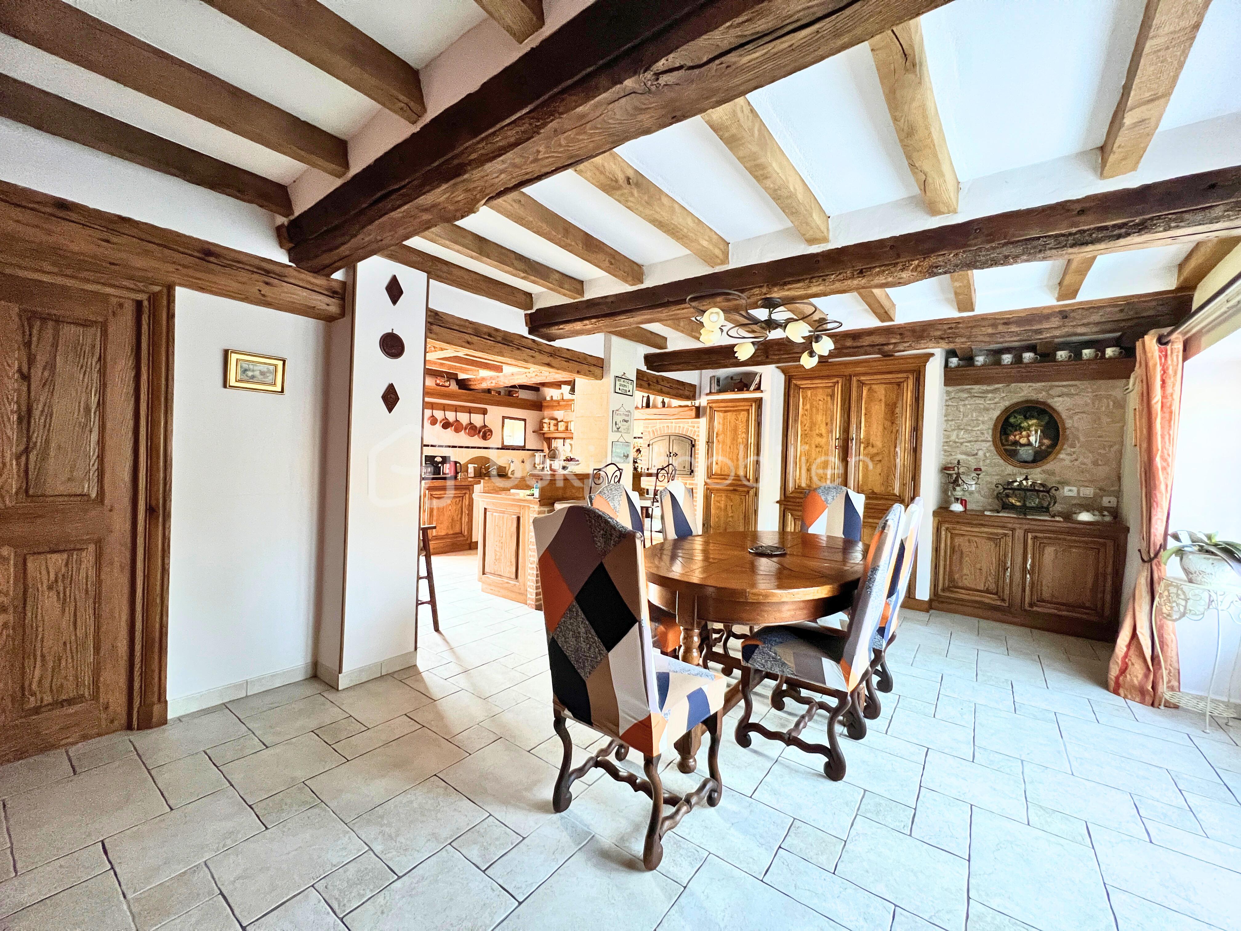 Maison de 261 m² - 2.jpg