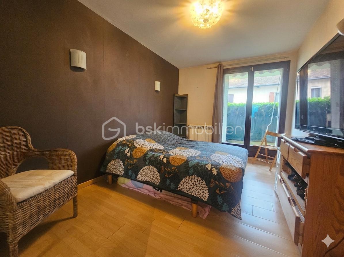 Gemini_Generated_Image_8v2y828v2y828v2y (1).png