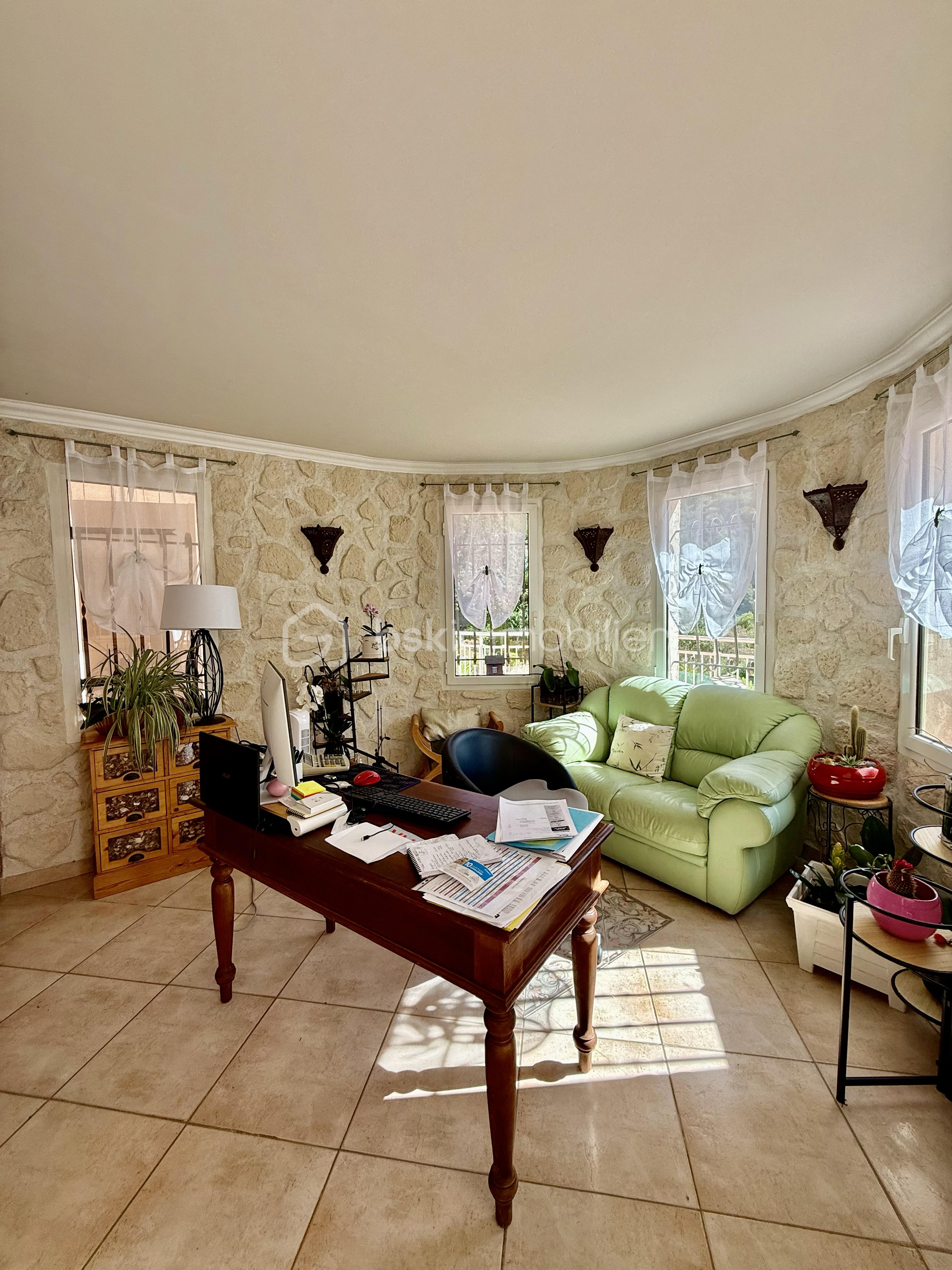 Maison de 240 m² - tempImage7o87kE.png
