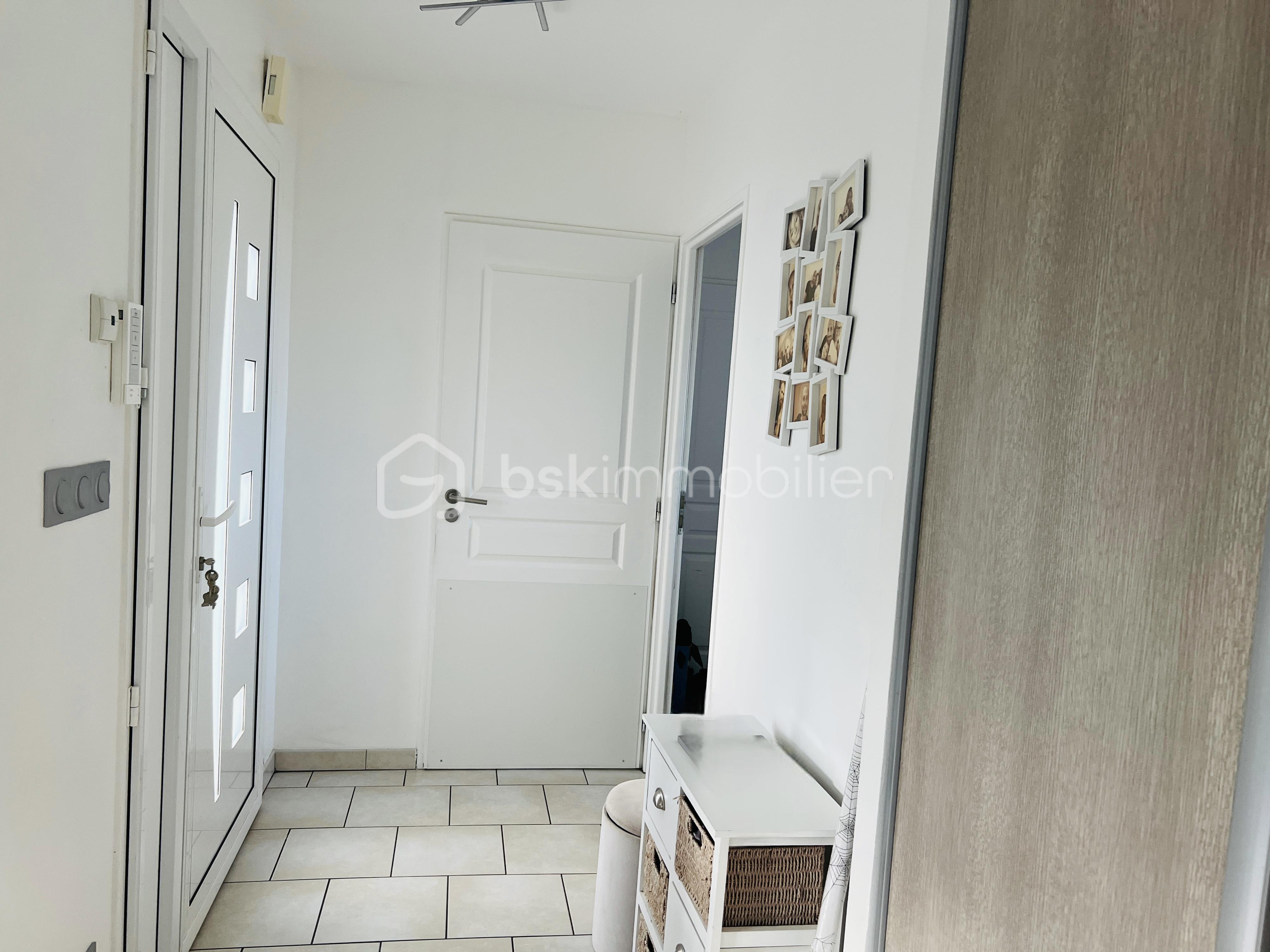 Pavillon de 193,38 m² - F7B91738-E3F9-4658-AF57-327E2ACA5EEB.jpg