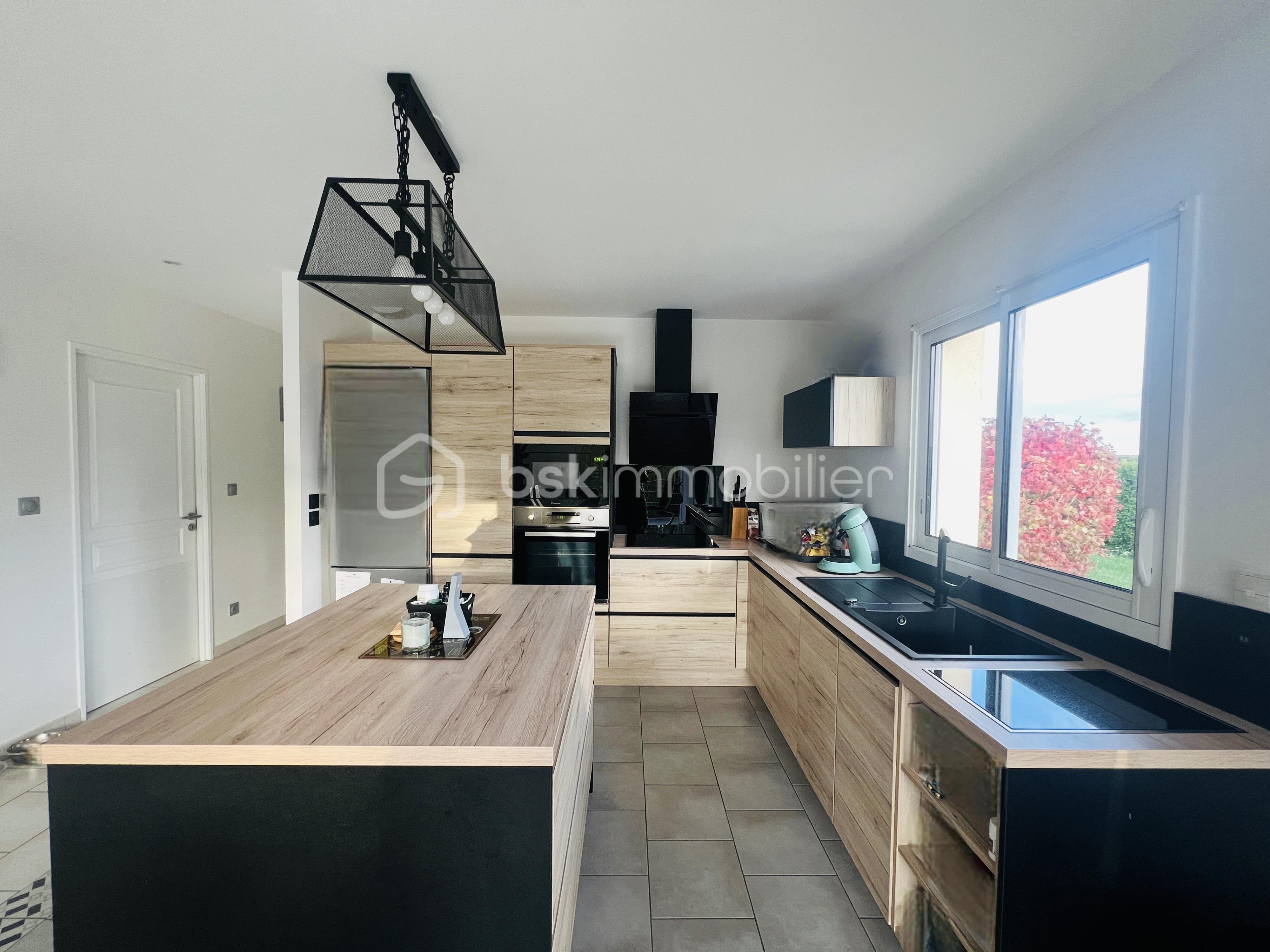 Pavillon de 193,38 m² - E3186CB0-7D98-40AF-833B-1B72C8C5FFCC.jpg