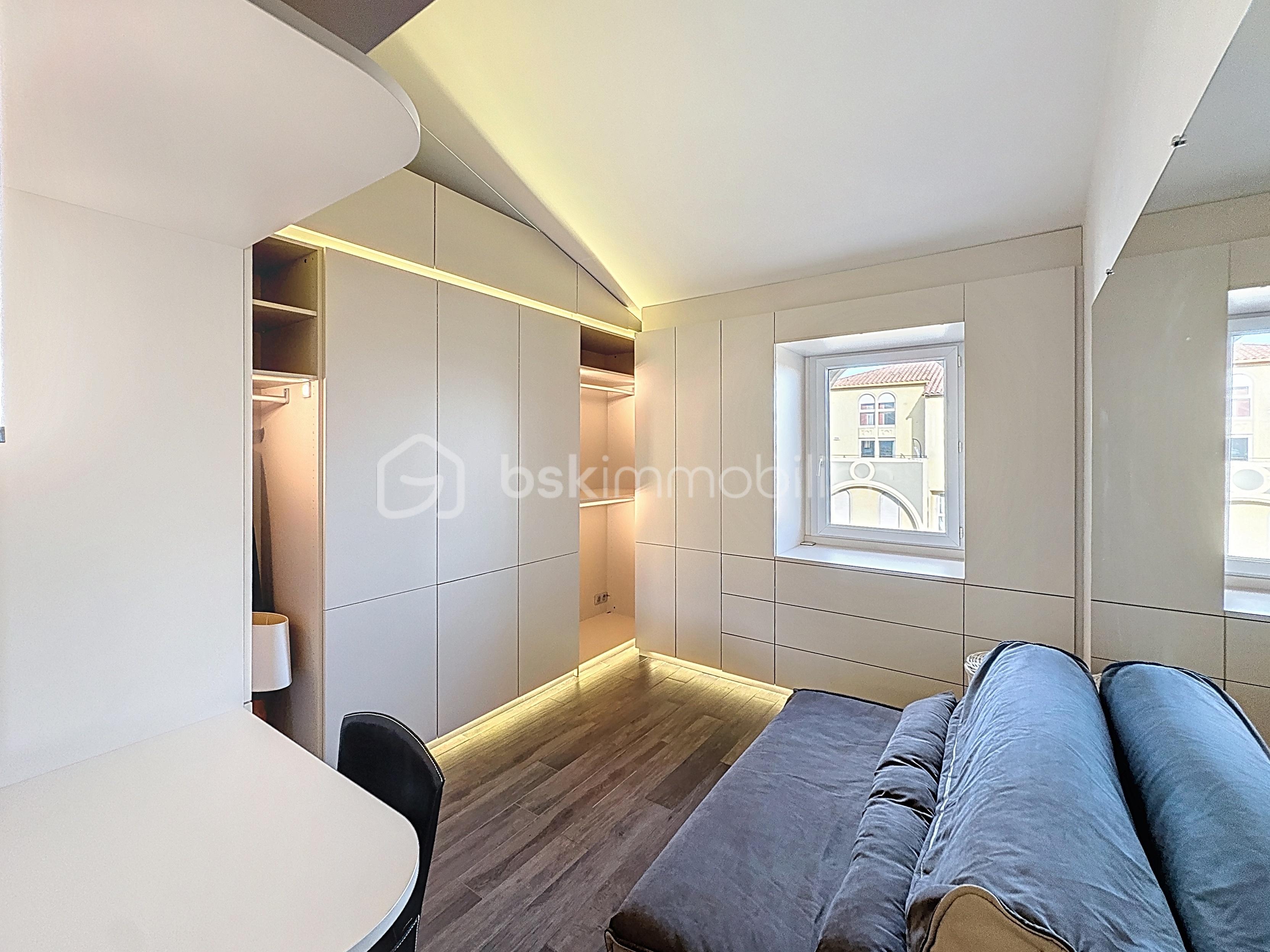 Appartement de 72 m² - Dressing3 copie.jpg