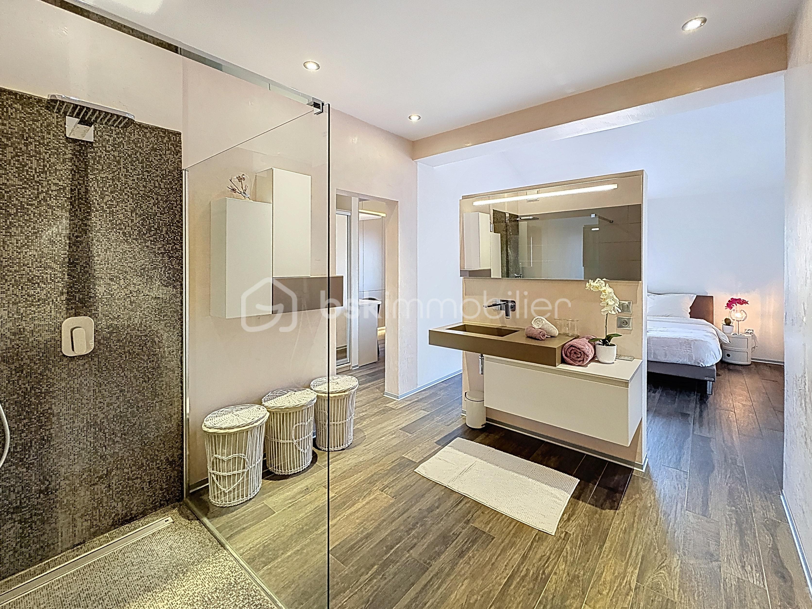 Appartement de 72 m² - sdb copie.jpg