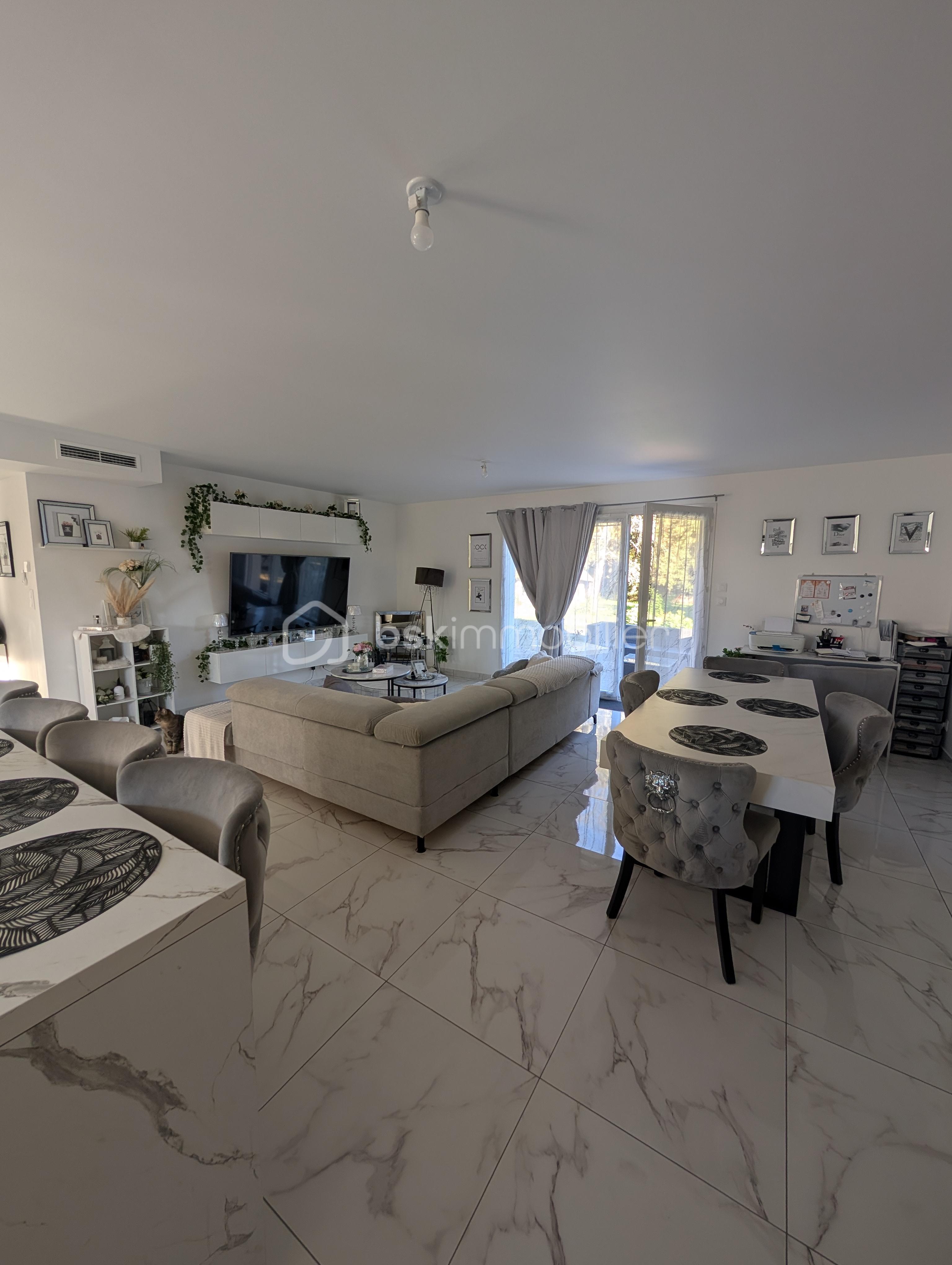 Maison contemporaine de 112 m² - PXL_20251015_155648024.jpg