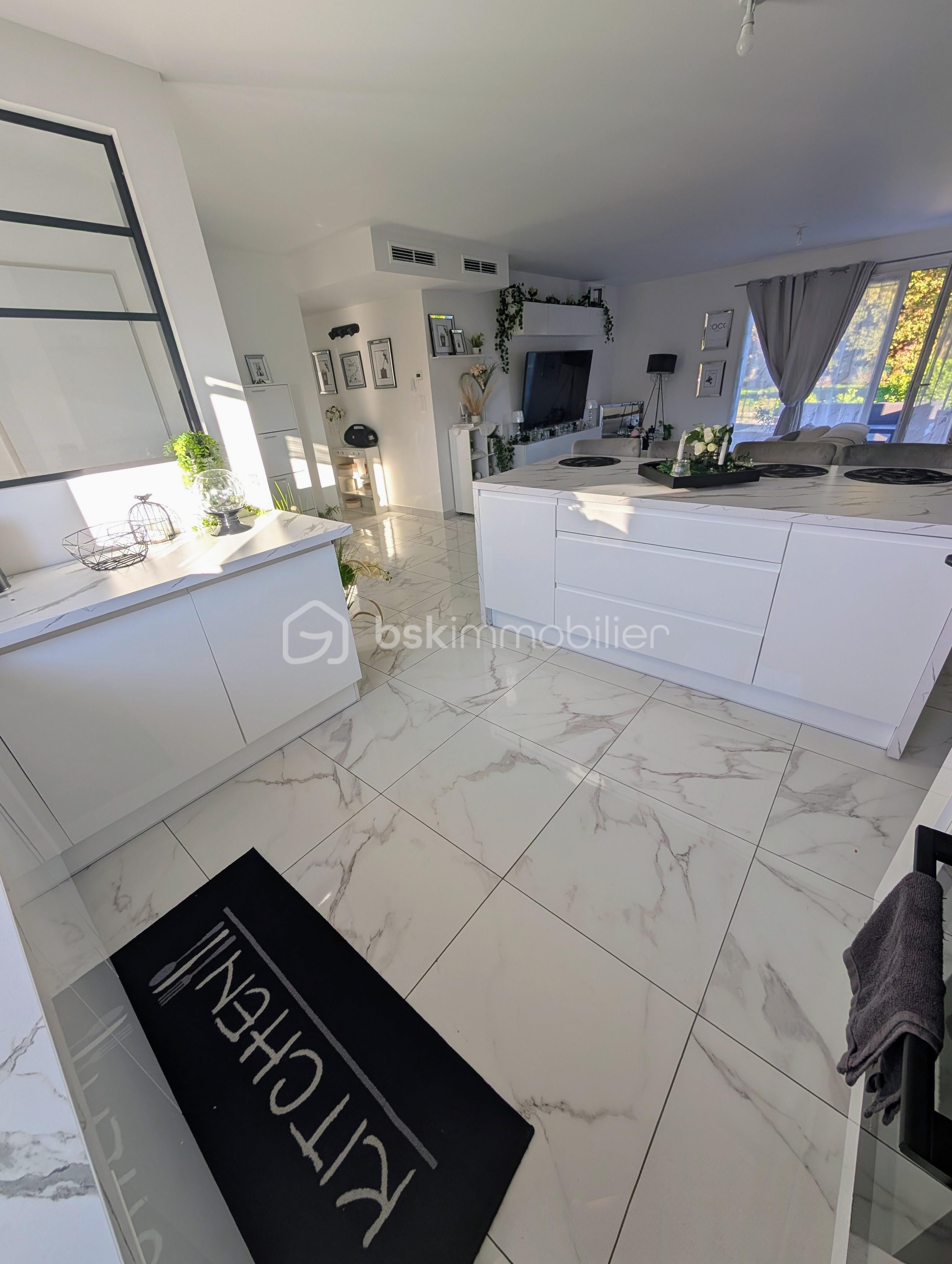 Maison contemporaine de 112 m² - PXL_20251015_155528956~2.jpg