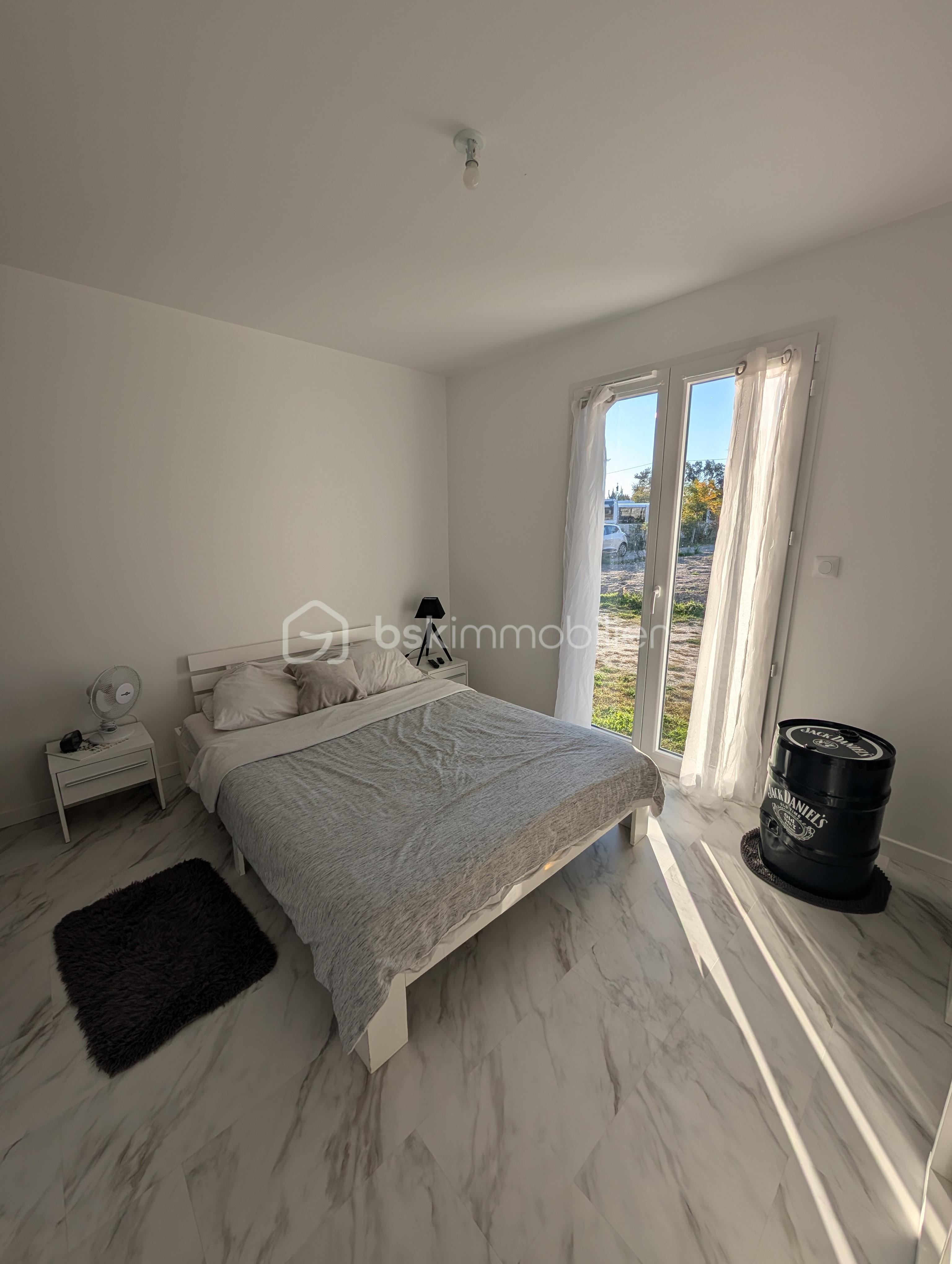 Maison contemporaine de 112 m² - PXL_20251015_160650784.jpg