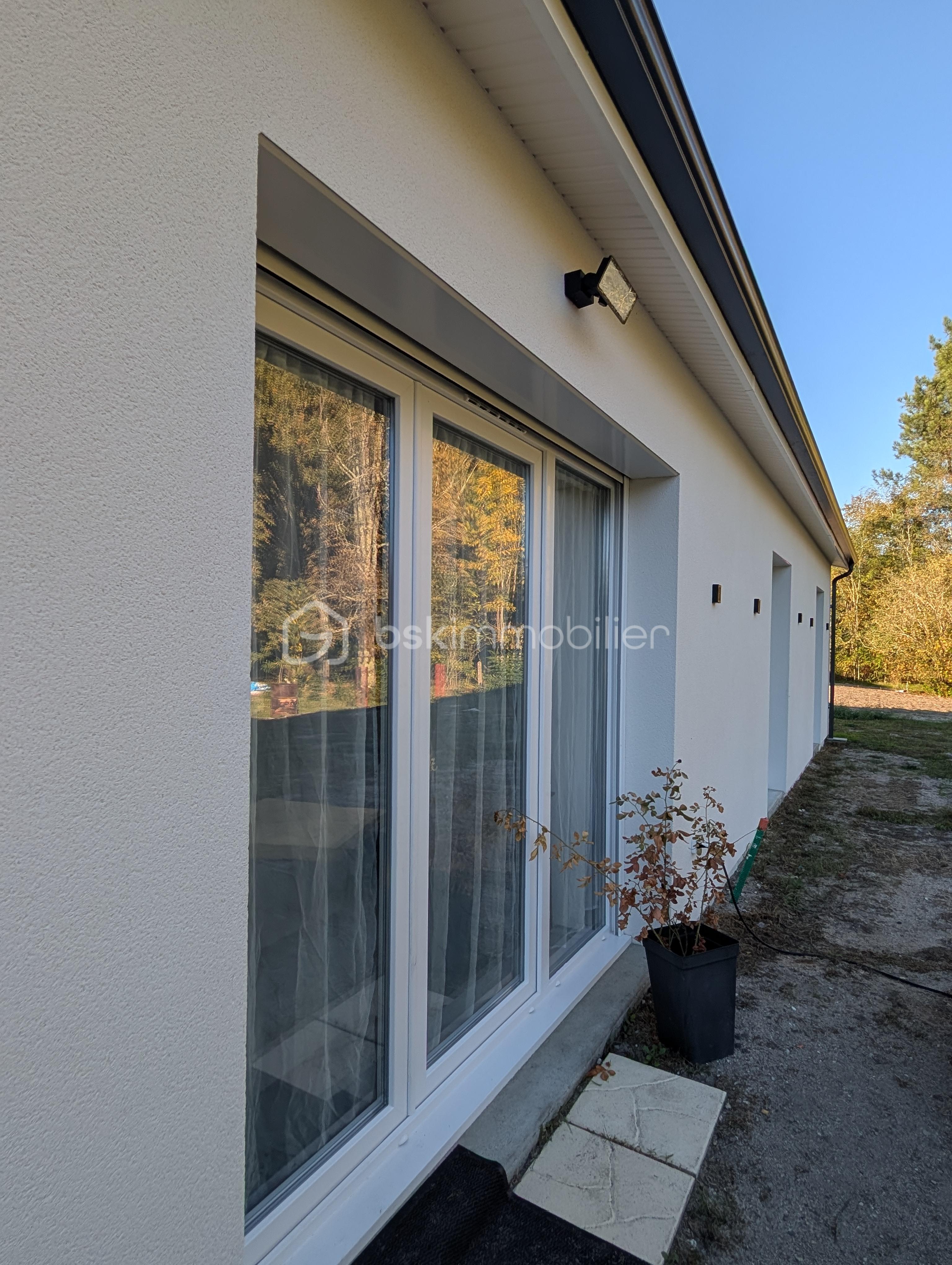 Maison contemporaine de 112 m² - PXL_20251015_155121639.jpg