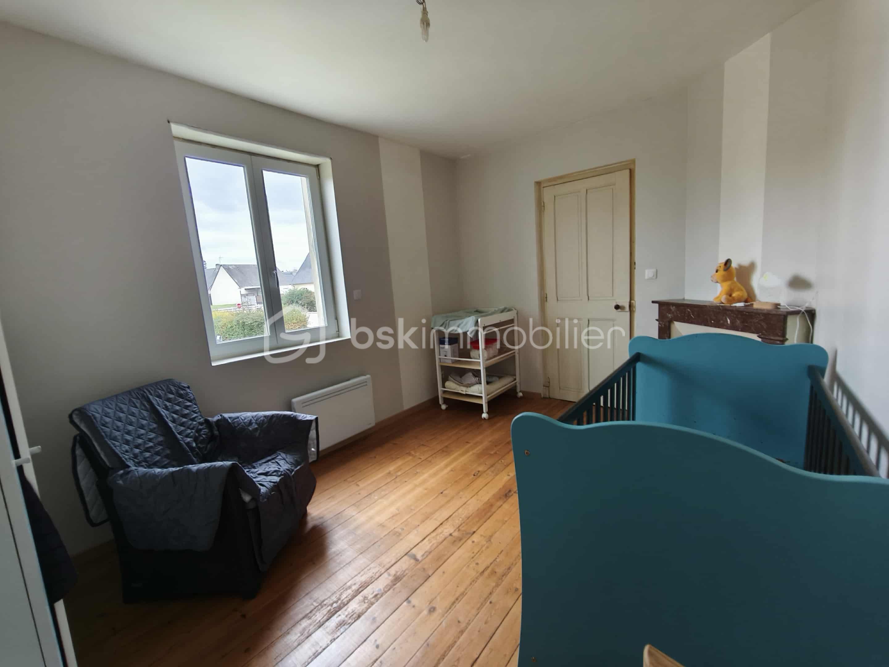 Maison de 144 m² - c4463124-ef3b-49d9-aeab-29baa925736e.jpg