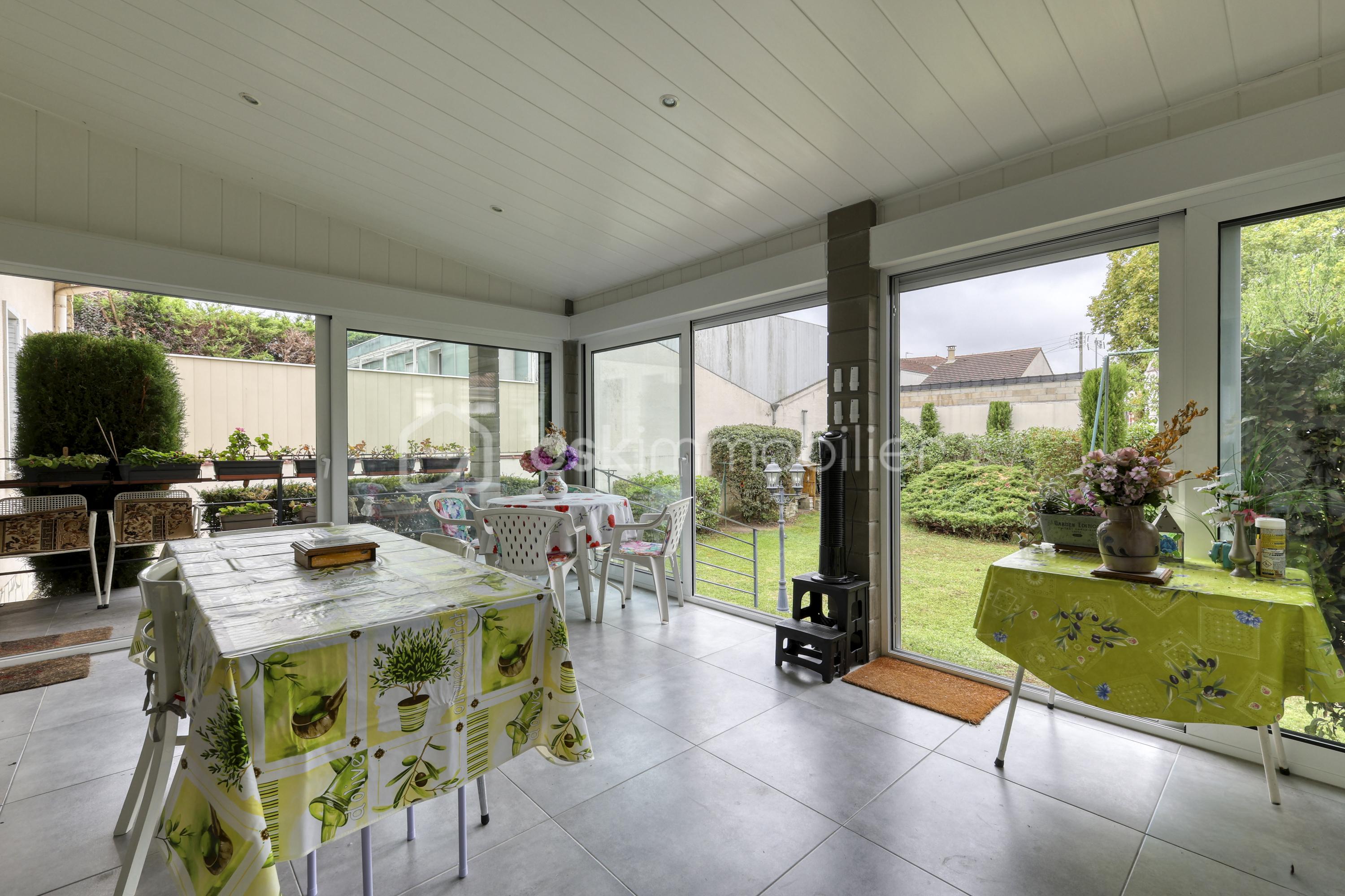 Maison de ville de 184 m² - delannoy vasque vue jardin .jpg