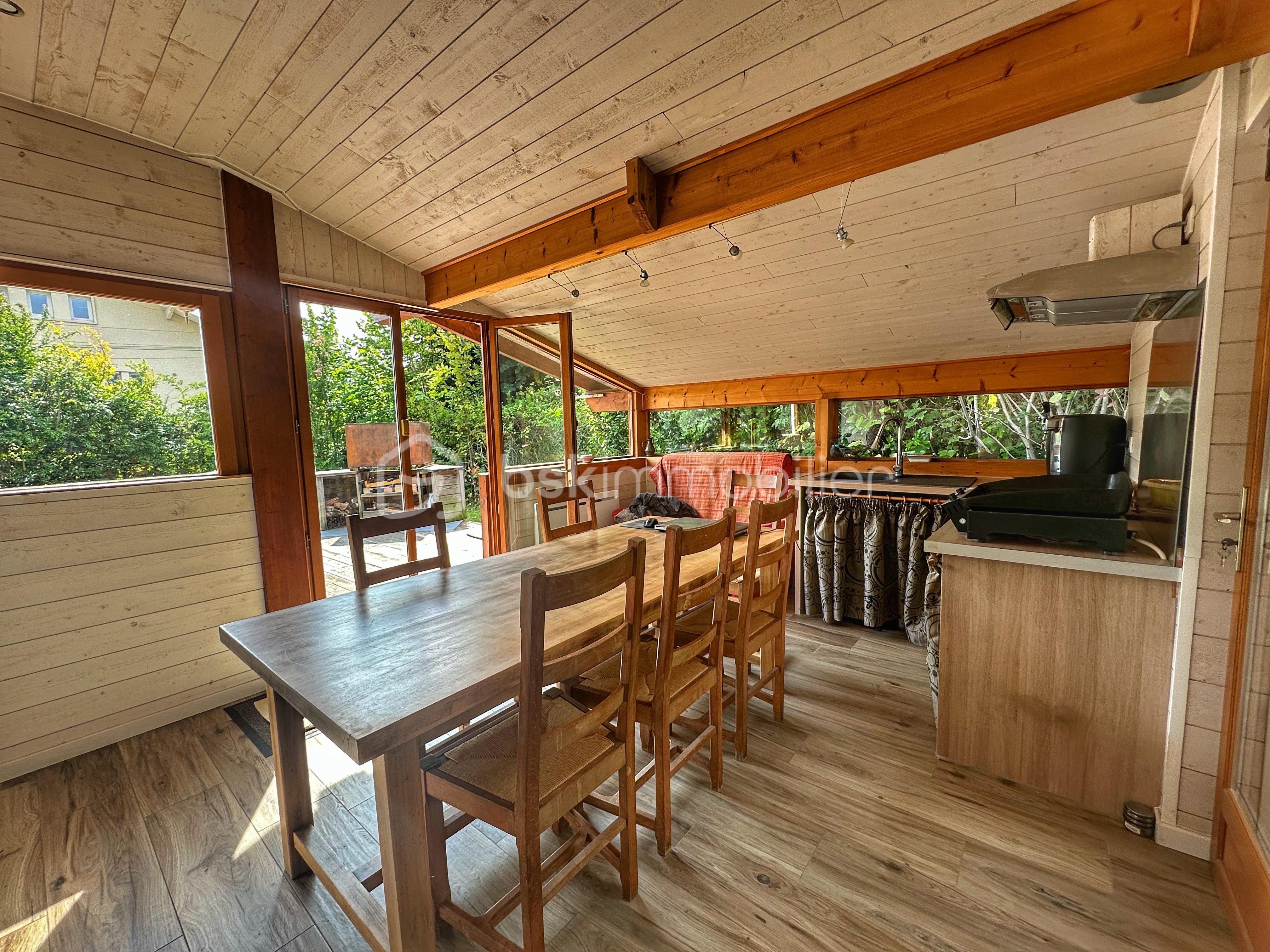 Maison de 97 m² - cuisine d'été 1.jpg