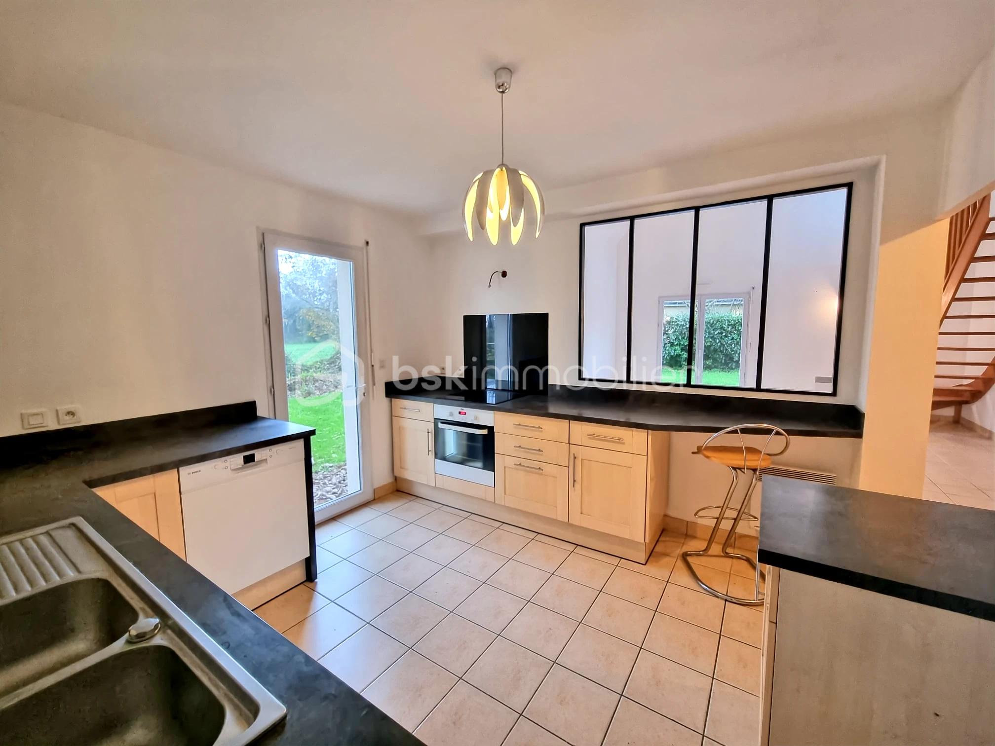 Maison de 89 m² - 5573b8c2-72f8-4210-94f4-5493e3a6d28b.jpg