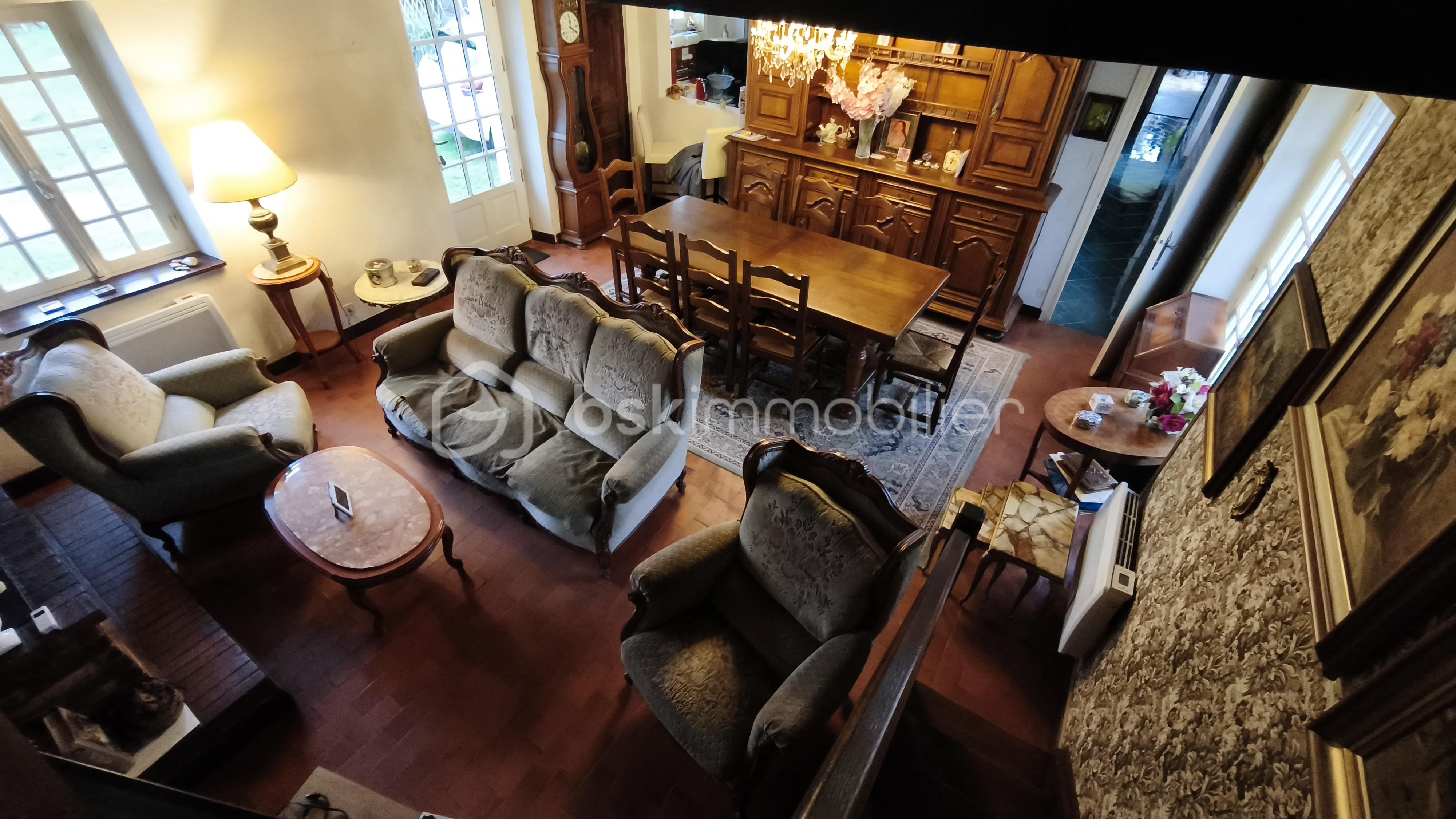 Maison longere de 140 m² - 1766503733601.jpg