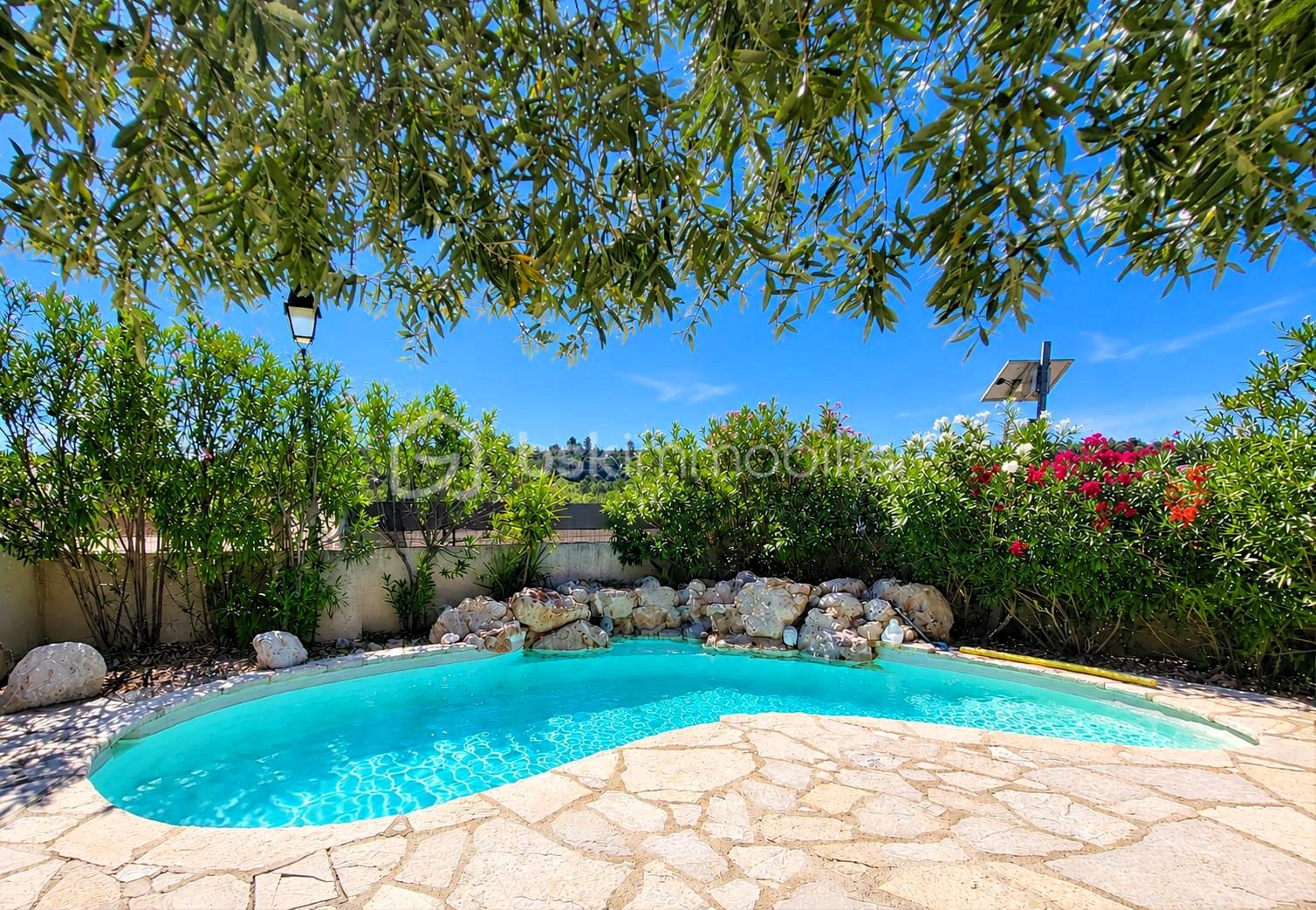 Maison 5 pièces 123 m² · à Cazedarnes · 123 m² · 346 000 €