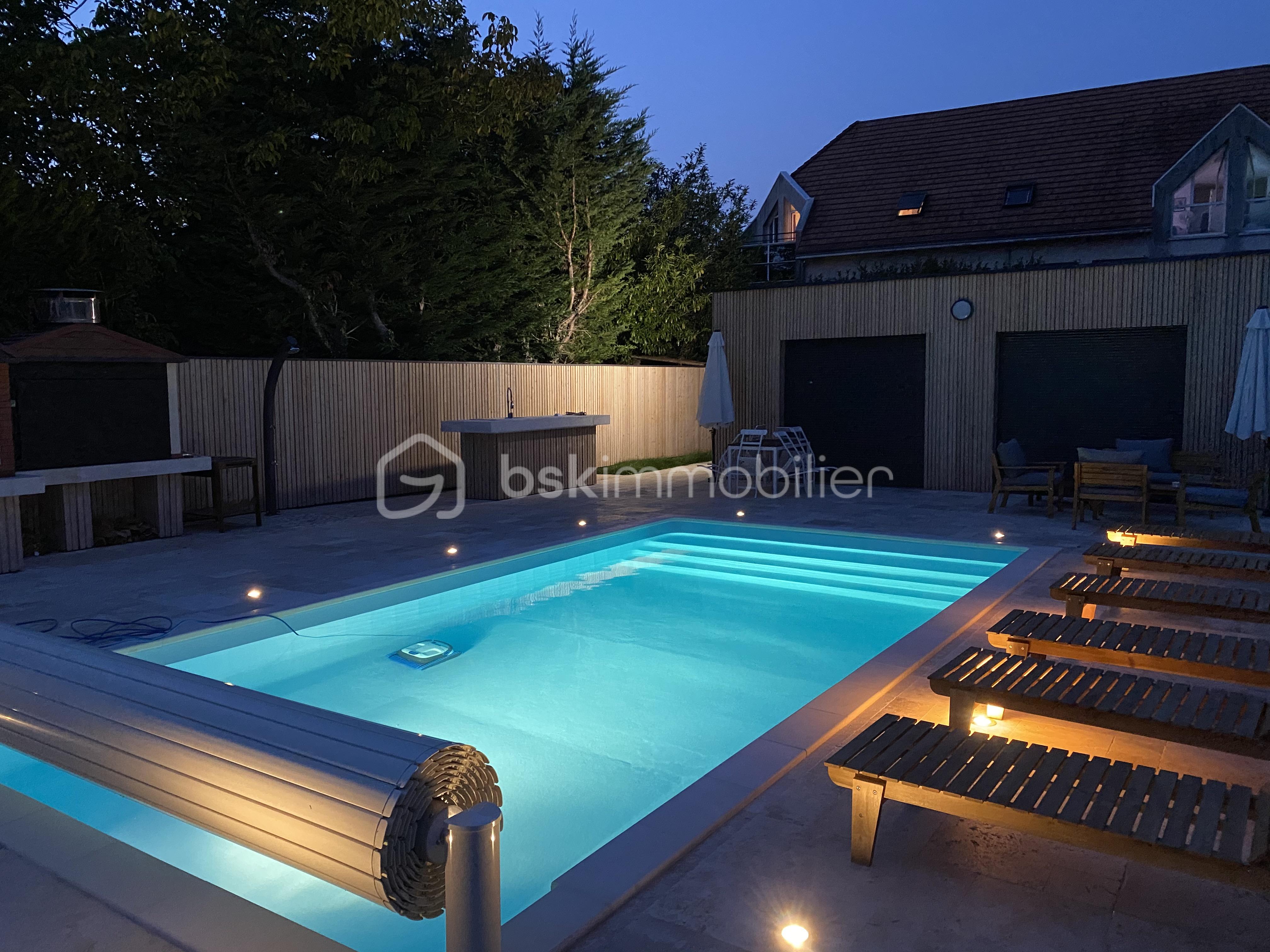 PHOTO 9 PISCINE POOLHOUSE NUIT.jpg