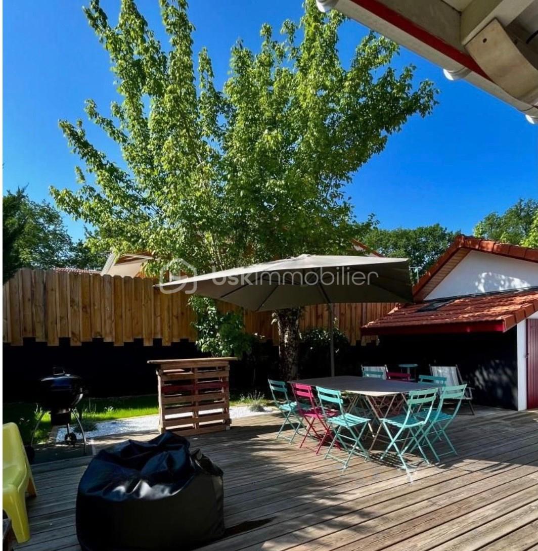 Maison de 115 m² - terrasse canva.jpg
