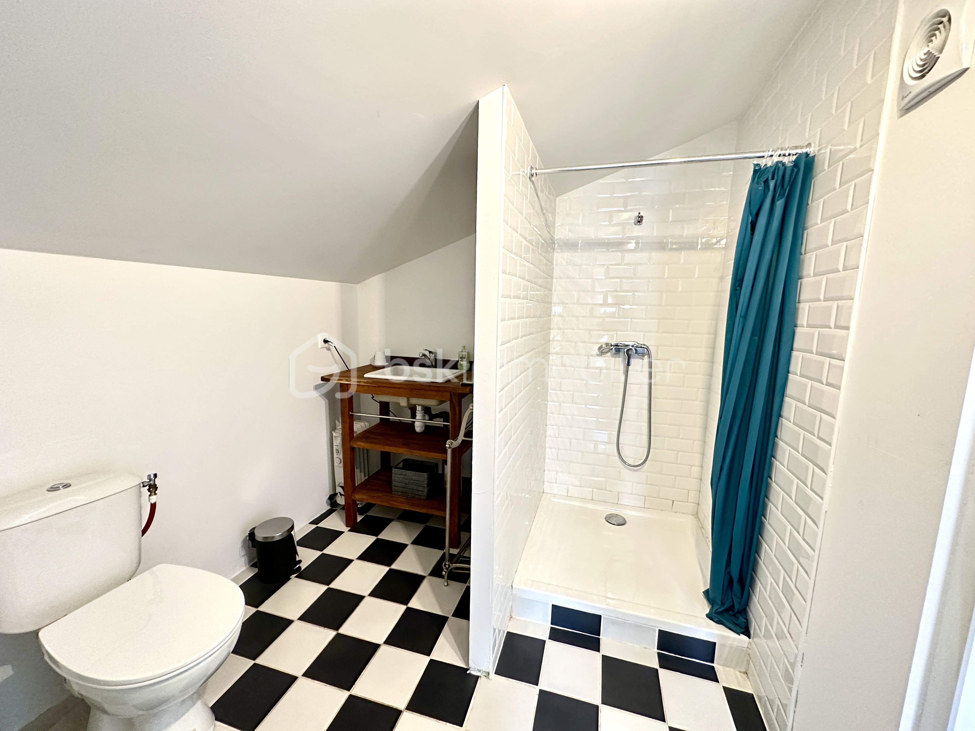 Maison de 115 m² - Annonce 12 sdb3.jpg