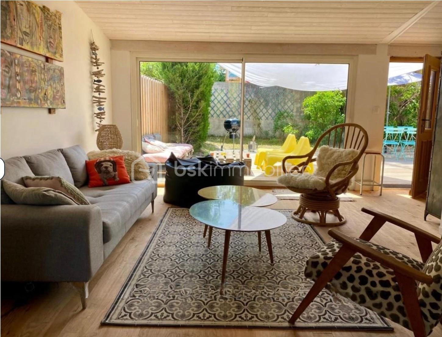 Maison de 115 m² - salon canva.jpg