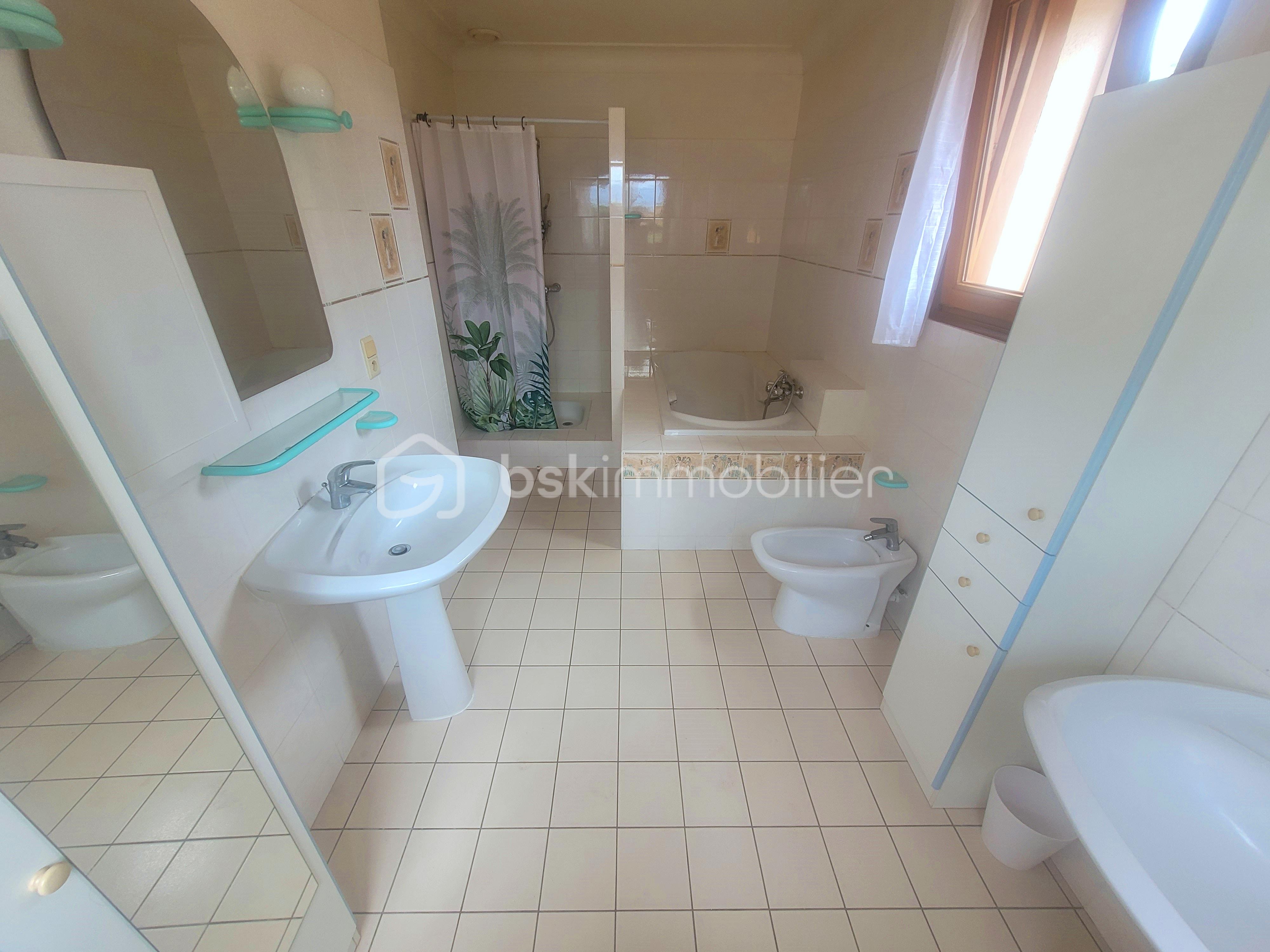Maison de 149,70 m² - 7.jpg