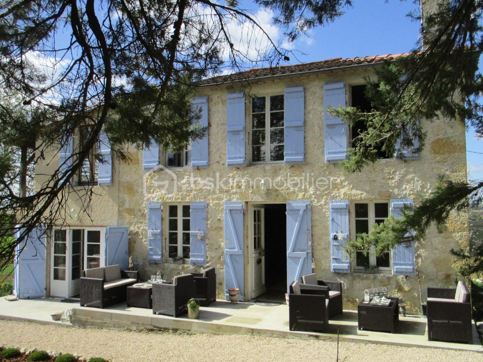Maison 12 pièces 310 m² · à Saint-Puy · 310 m² · 390 000 €