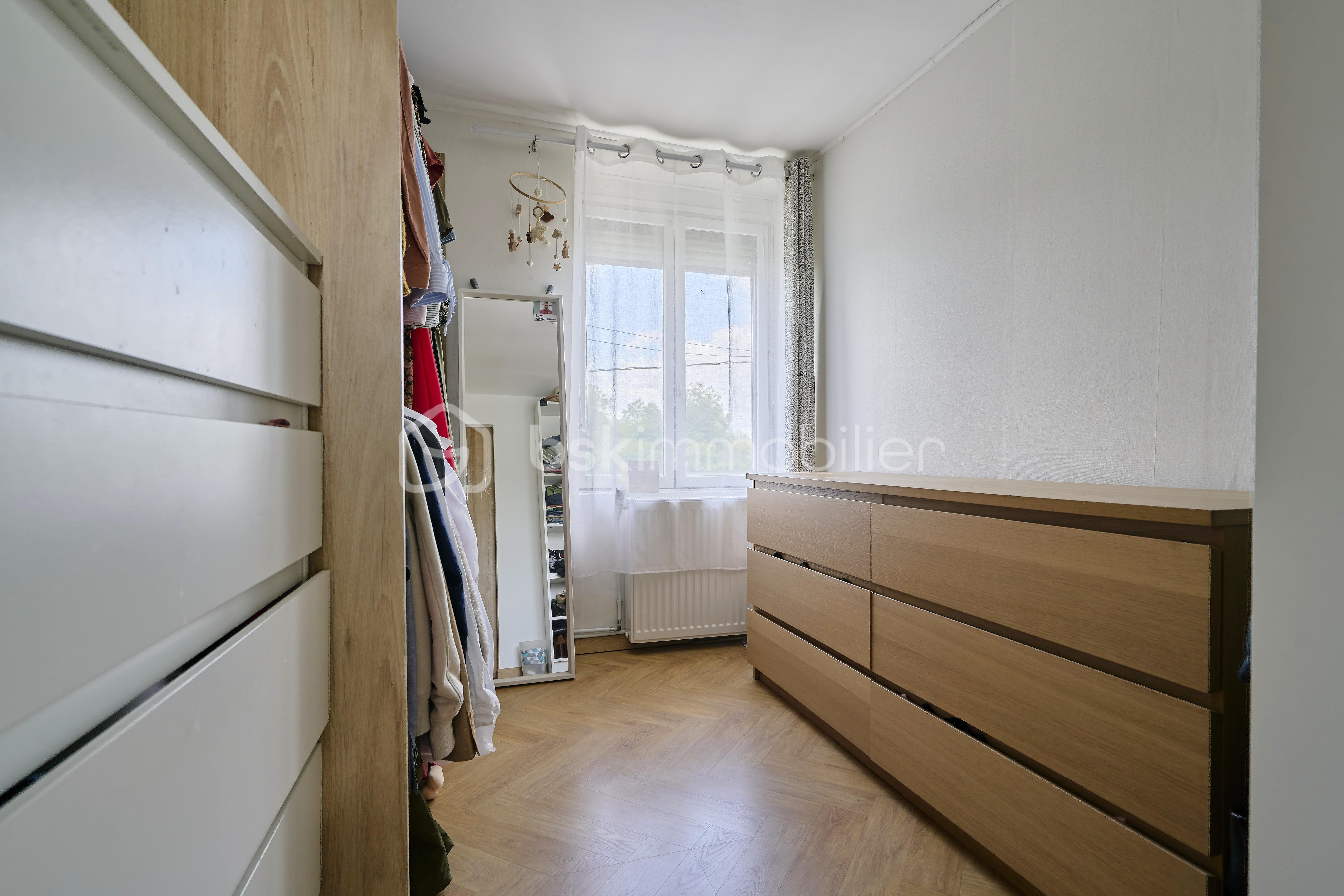 Maison de ville de 95 m² - dressing a.jpg