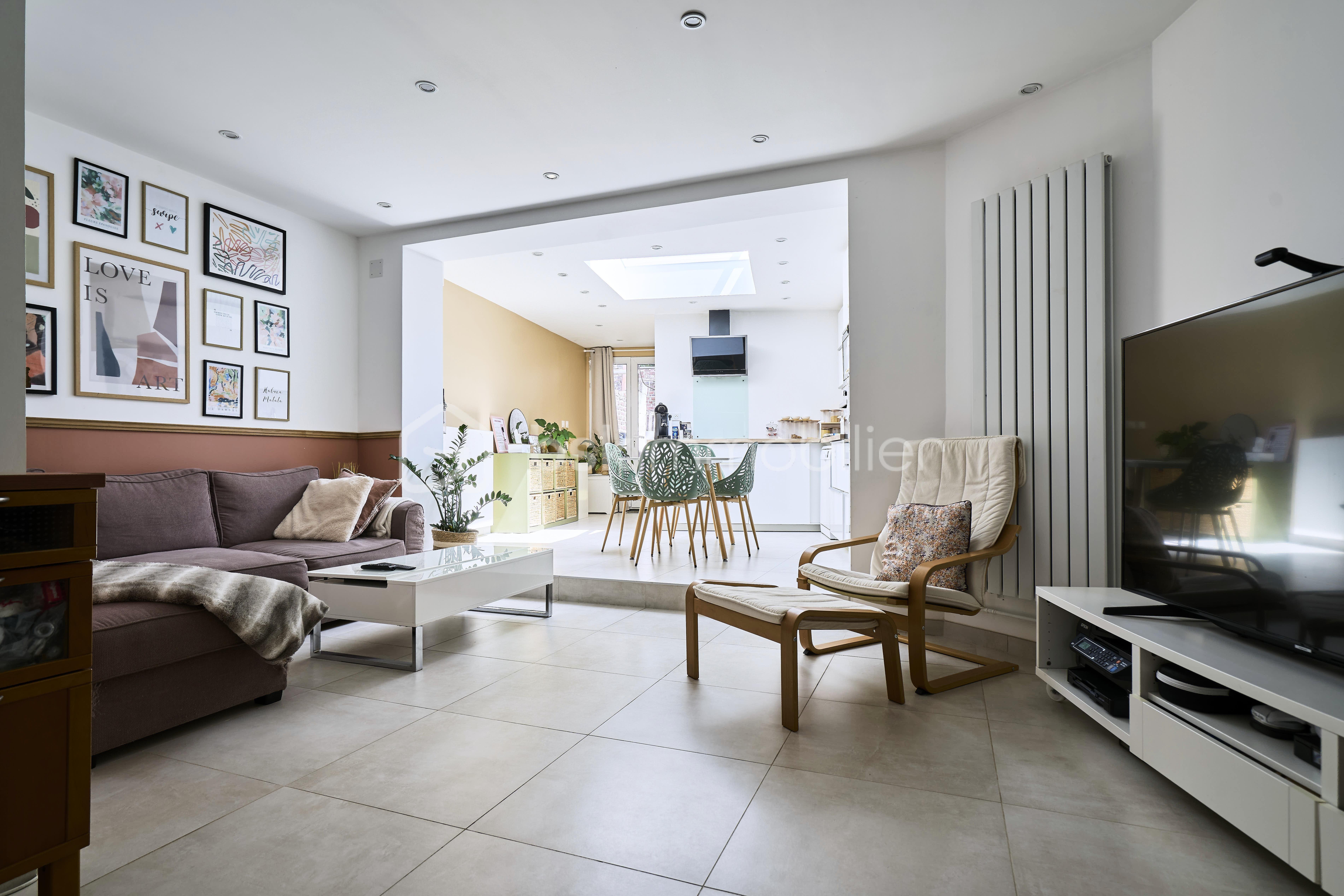 Maison de ville de 95 m² - salon f.jpg