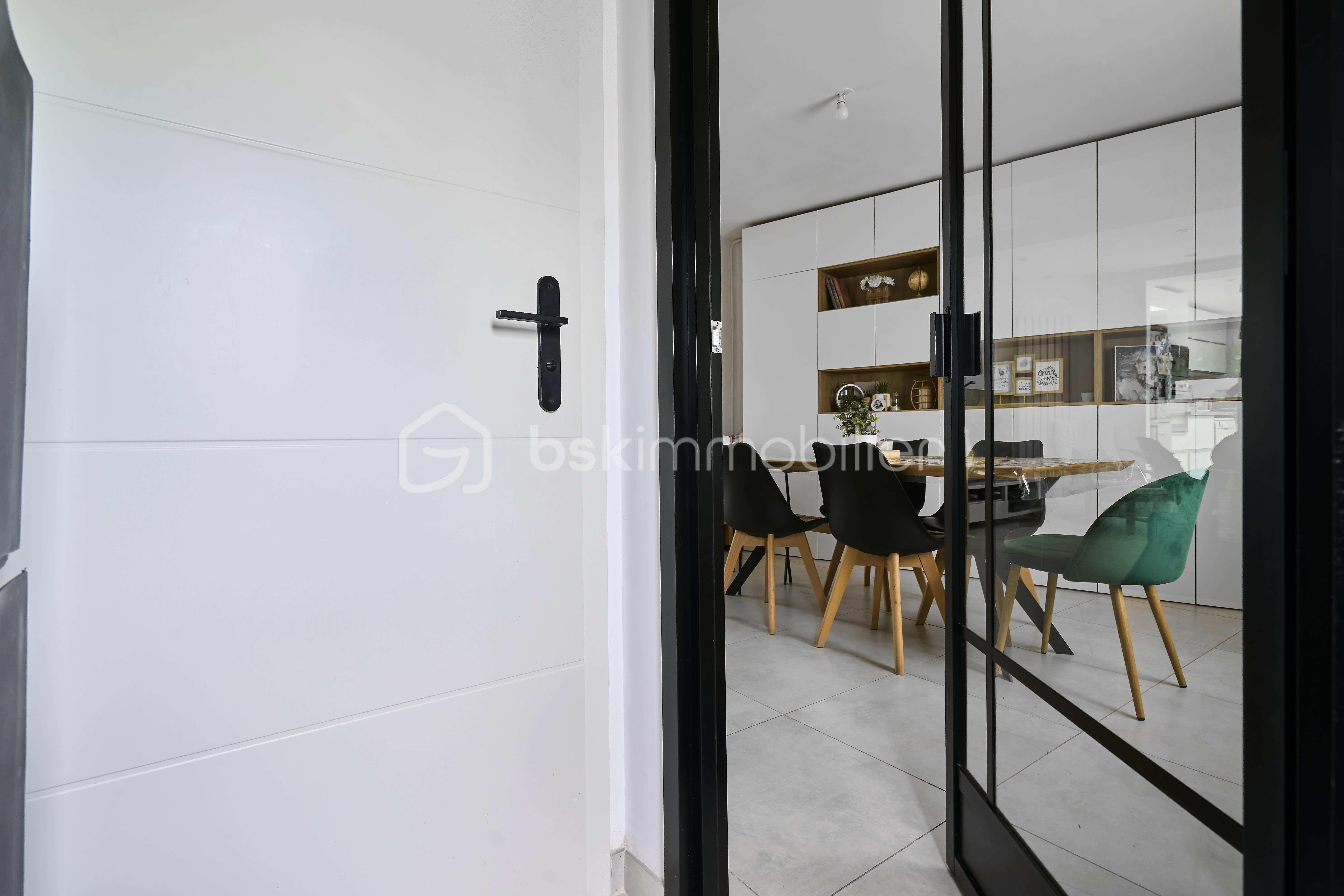 Maison de ville de 95 m² - salon ta.jpg
