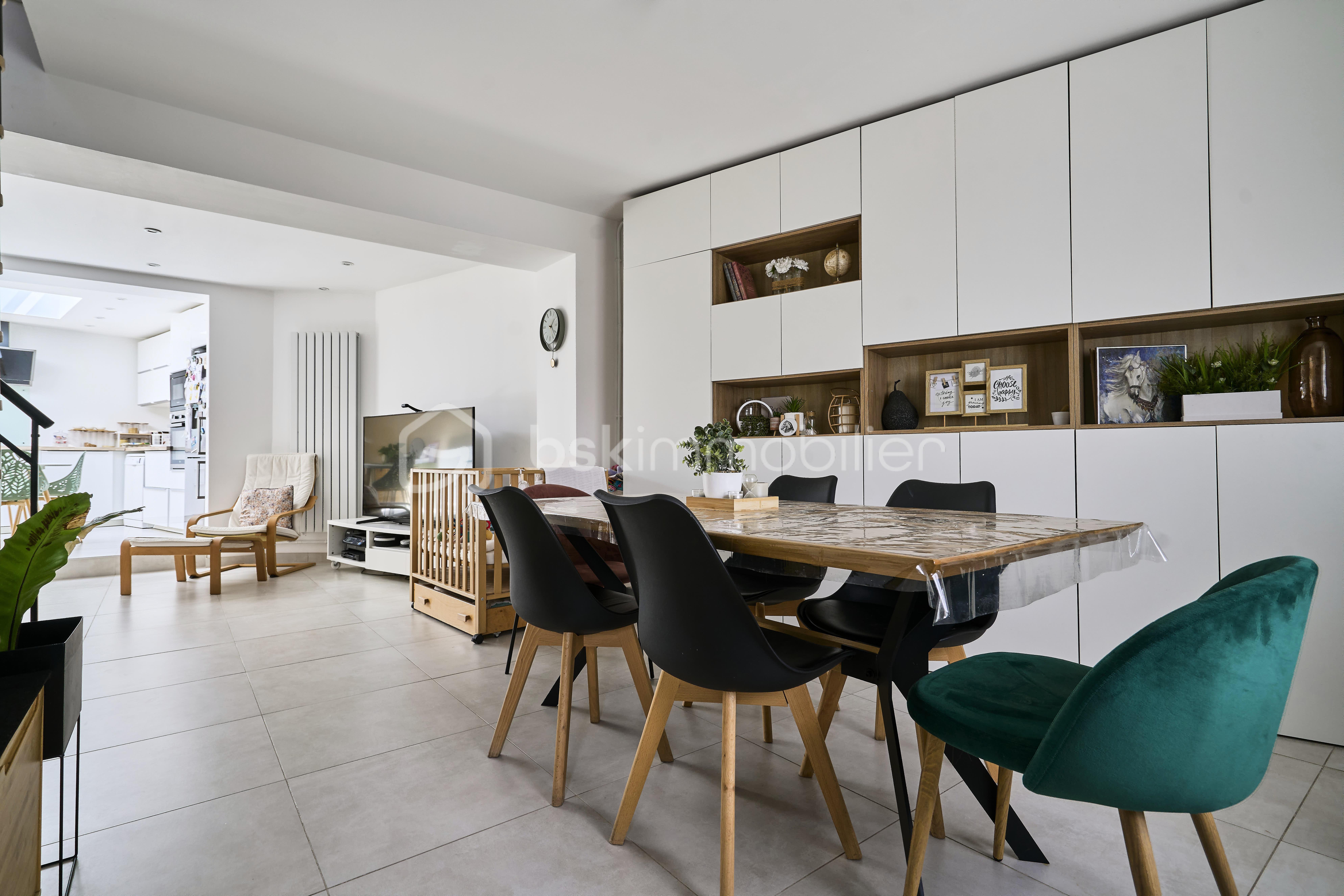 Maison de ville de 95 m² - salon c.jpg