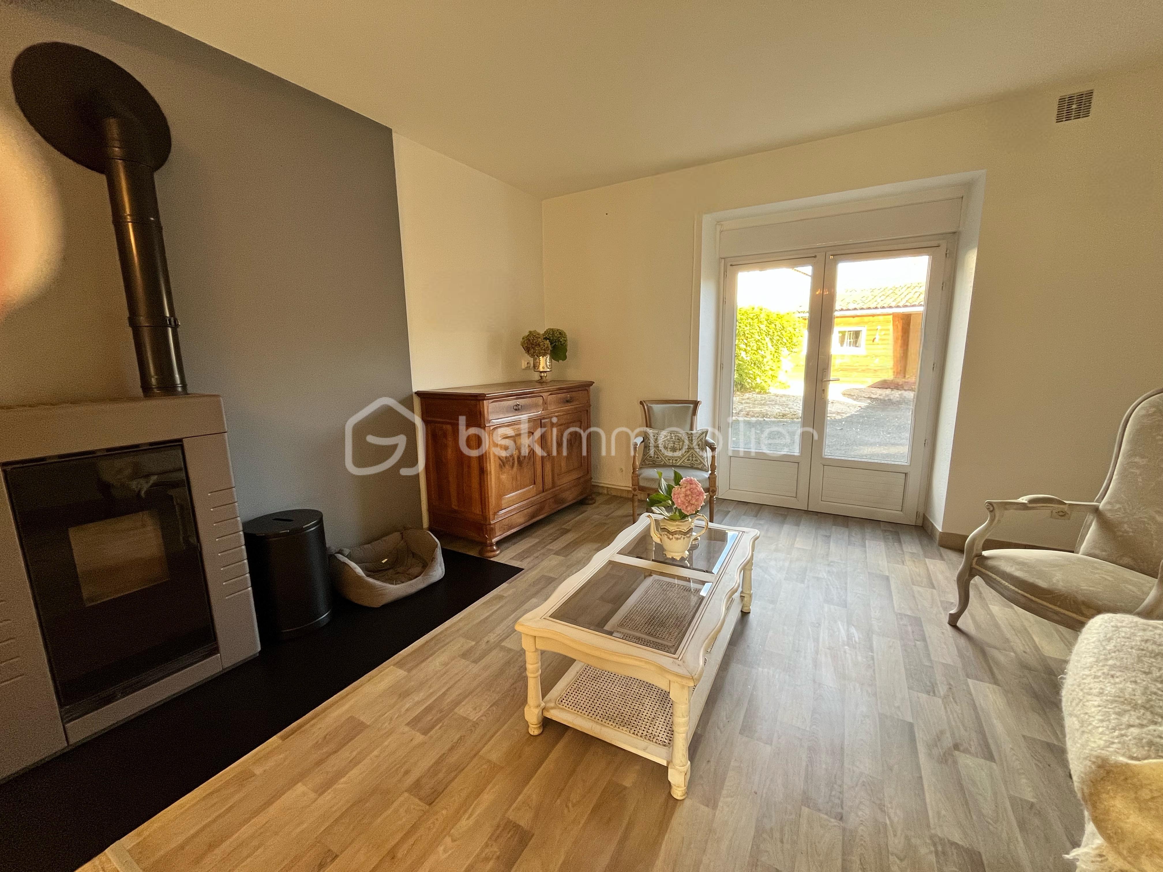 Maison de ville de 115 m² - snapedit_1761320294601.jpg