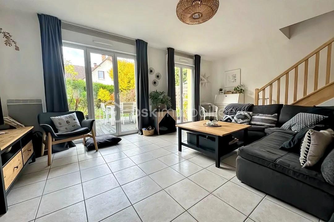 Maison de 81 m² - hoqi-67891465f62f435eb9492393db2d3d71.JPG