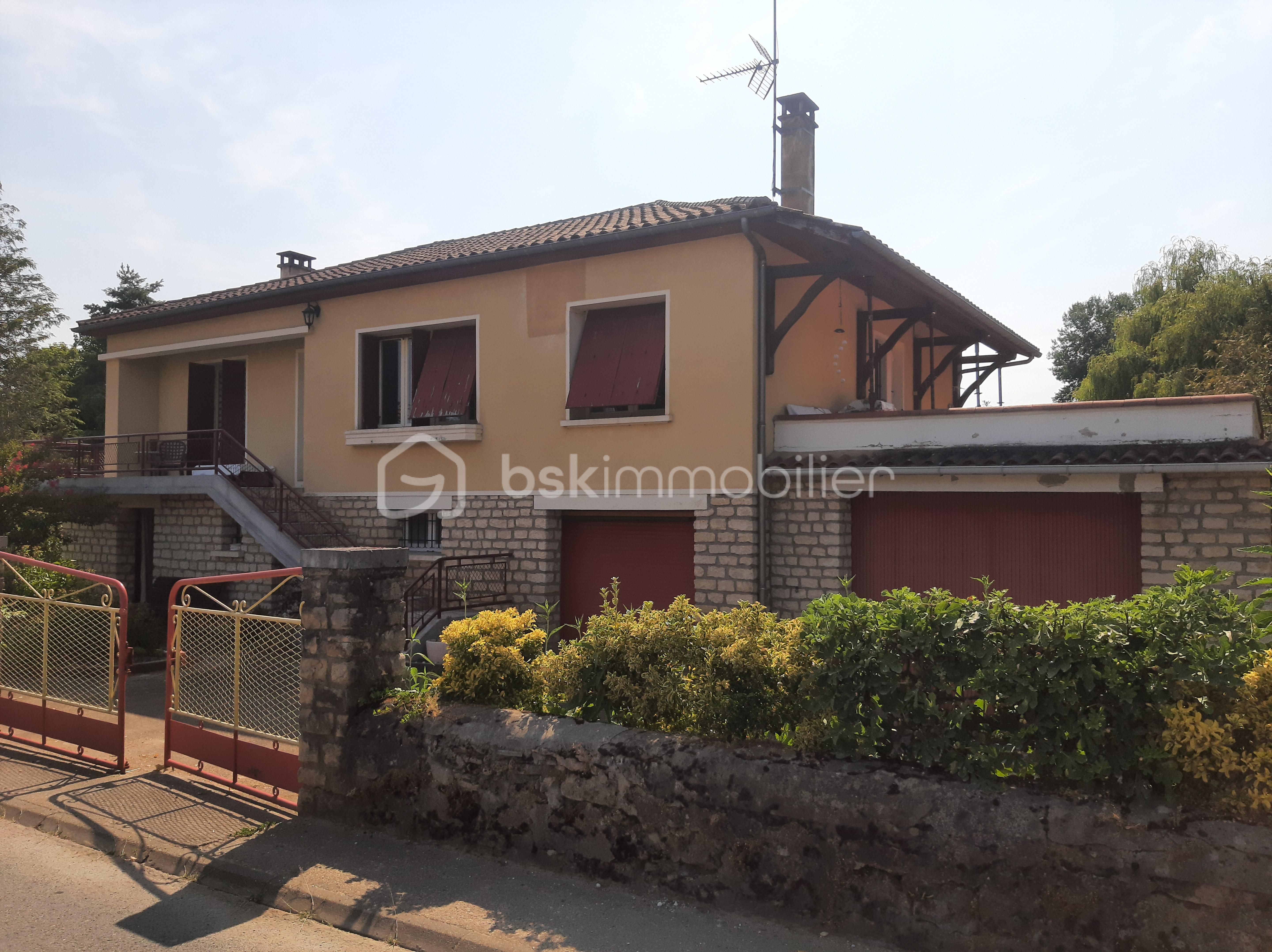 Maison 6 pièces 114 m² · à Saint-Cyprien · 114 m² · 198 000 €