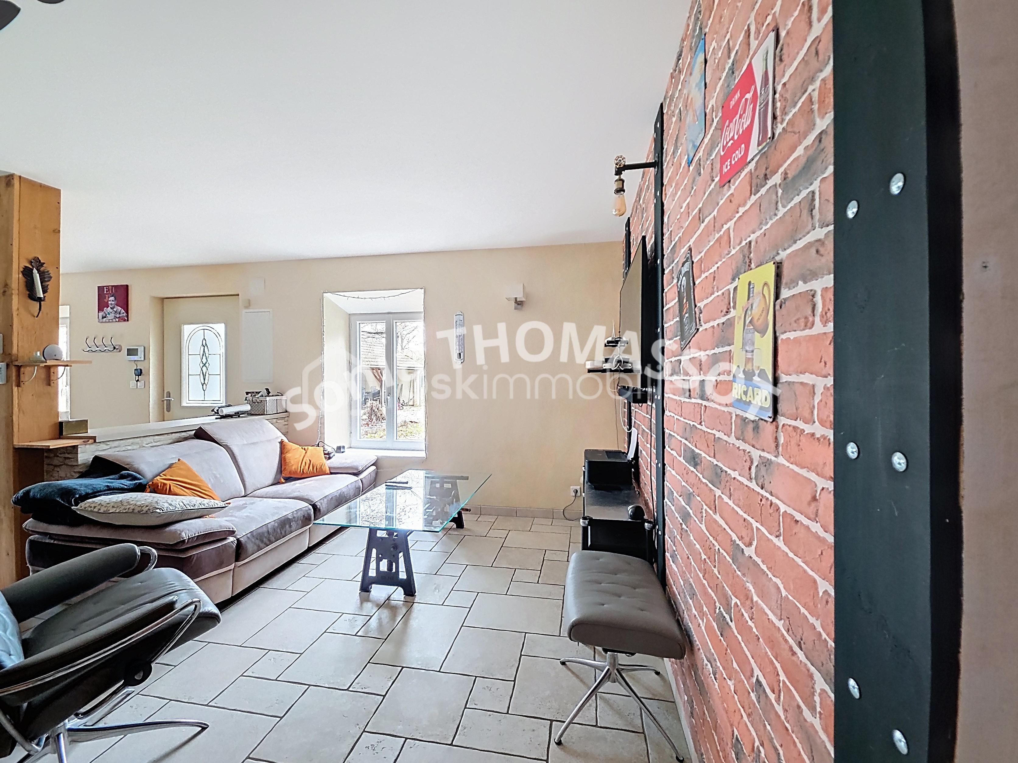 Maison de 210 m² - 56472.jpg