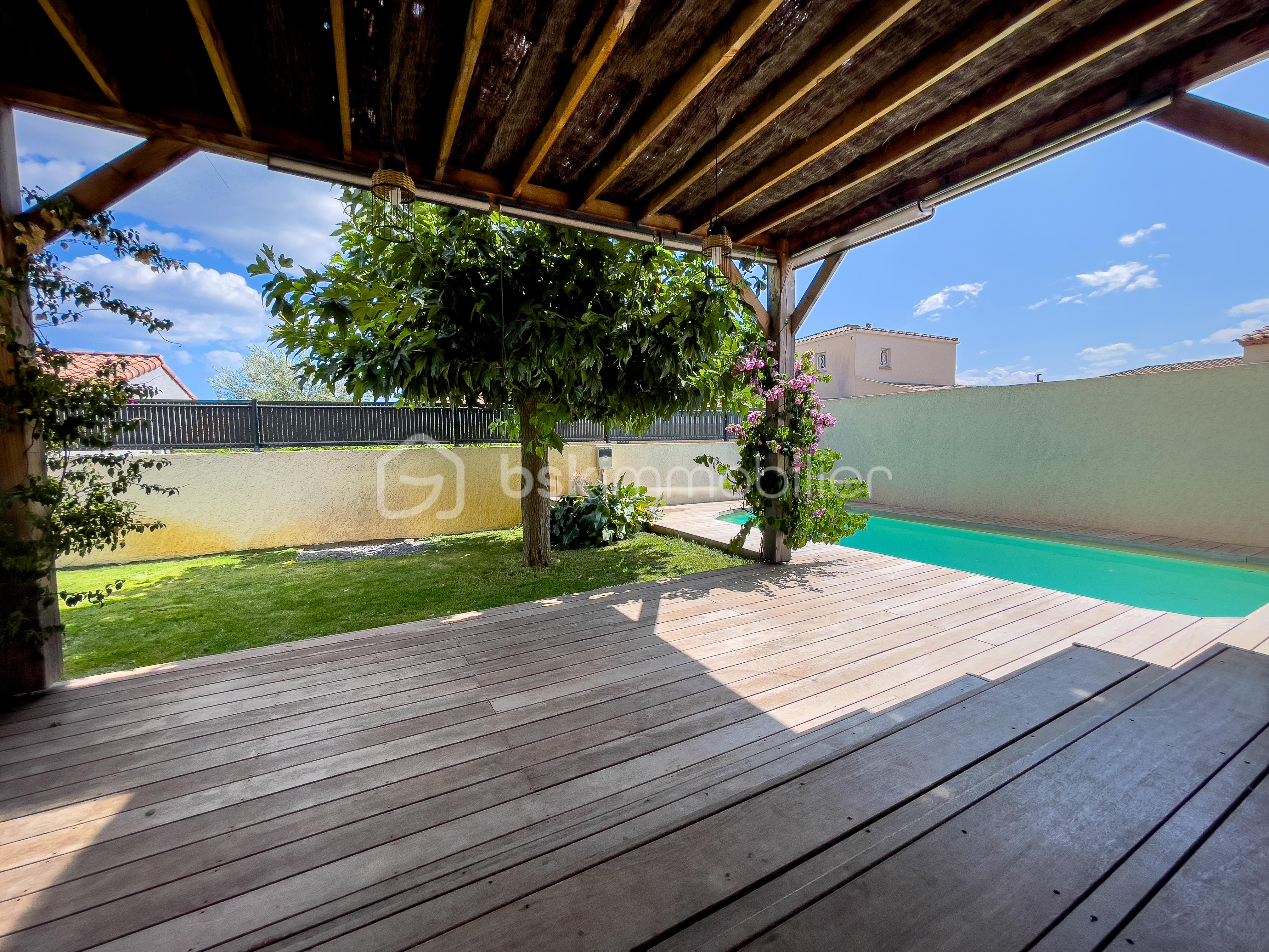 Villa de 150 m² - EXTERIEUR TERRASSE 1 BIS.jpg