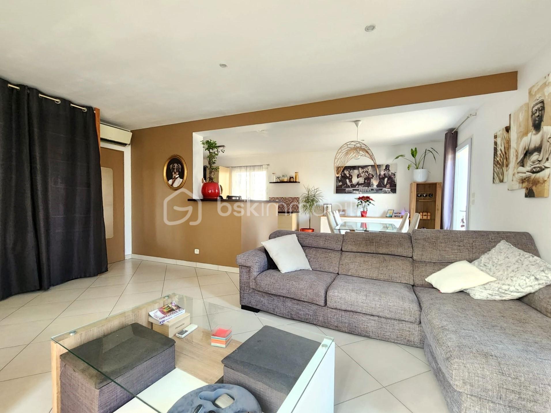 Villa de 82 m² - 2d86db95-c609-461e-a2f8-29a0793f443c.jpg