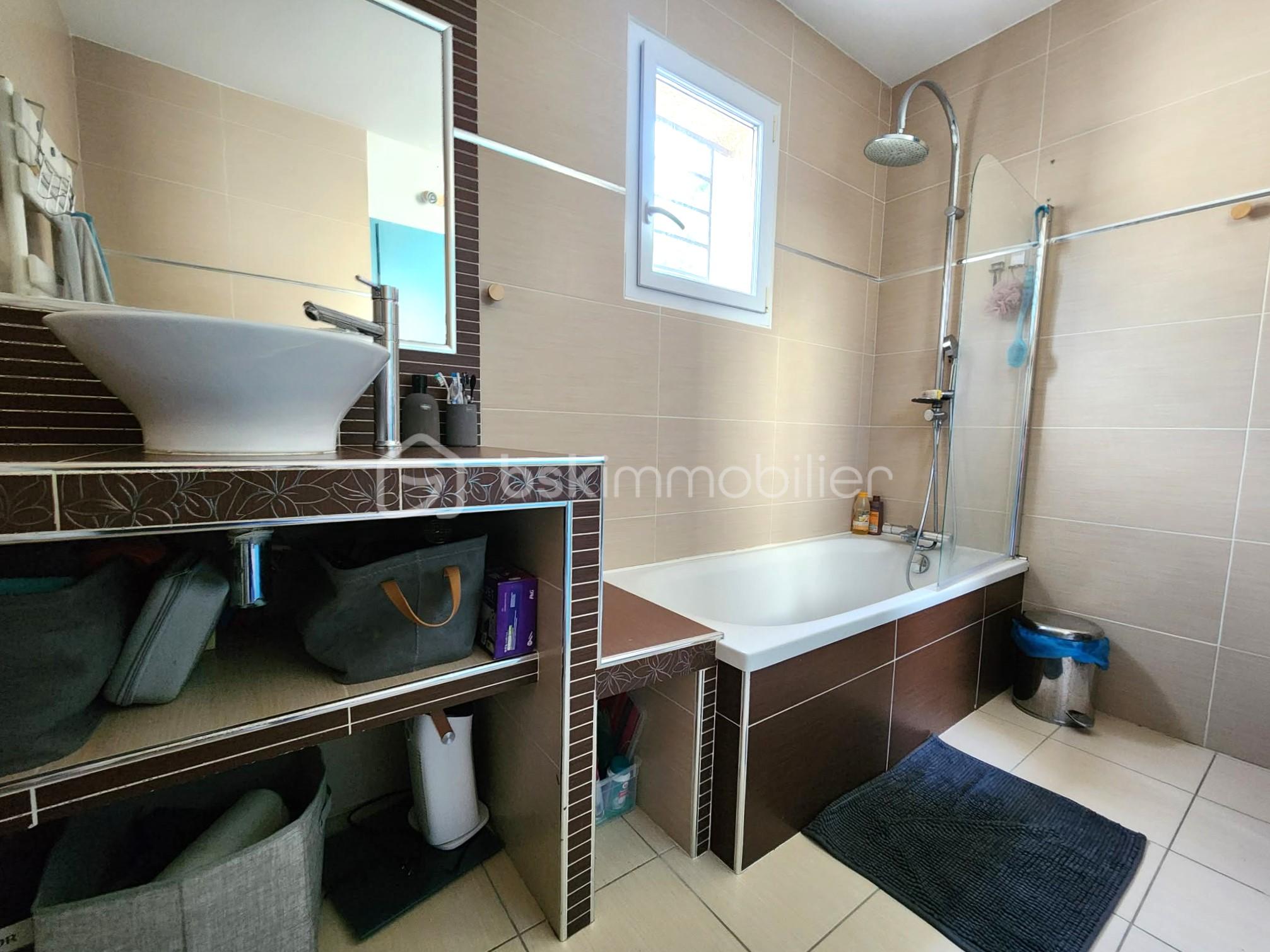 Villa de 82 m² - 2027bd81-455b-46f3-870e-56f0d65f6ace.jpg